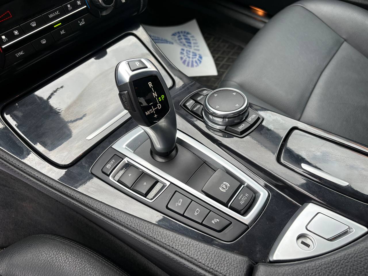 BMW-16
