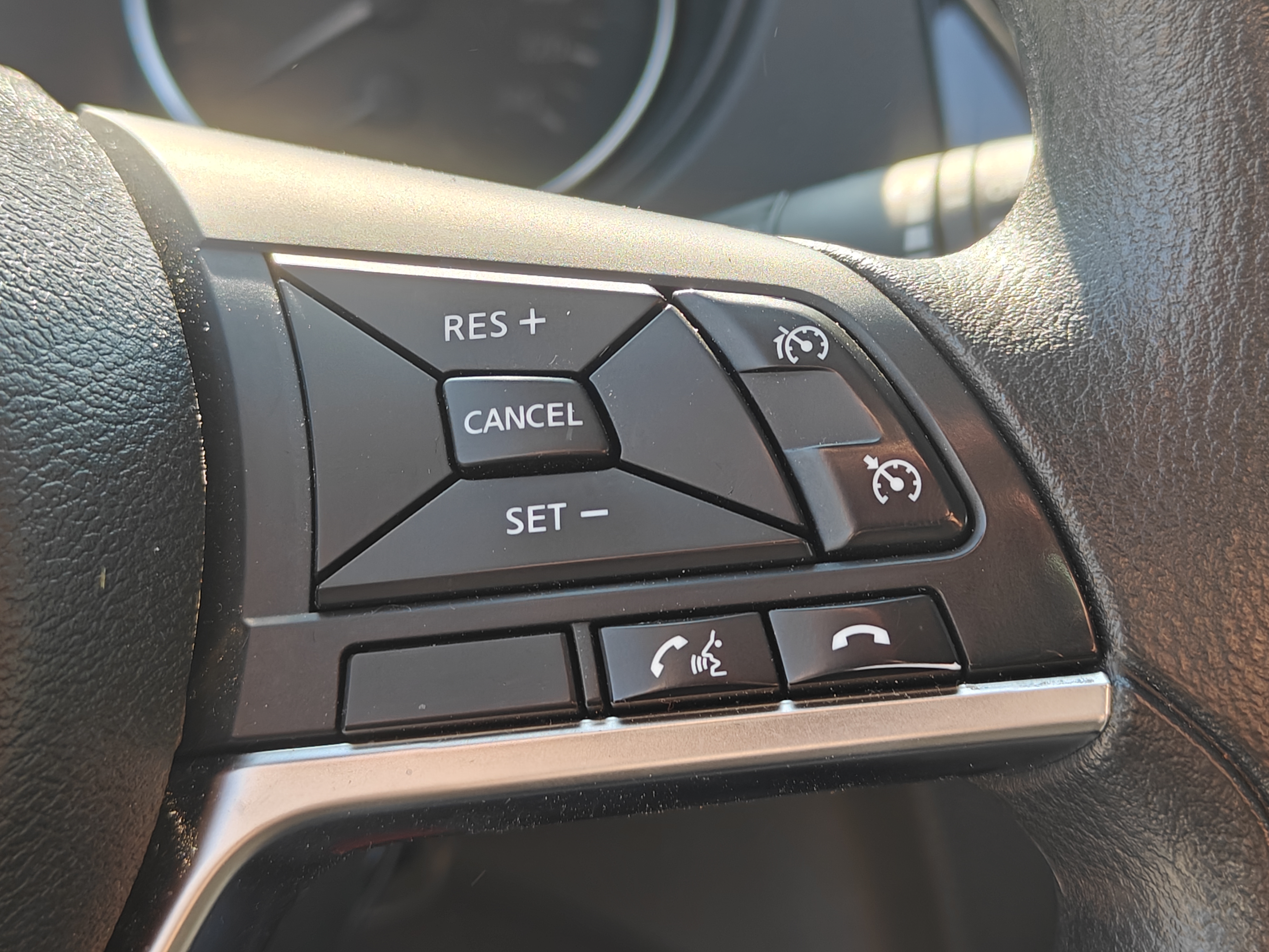 Nissan-10