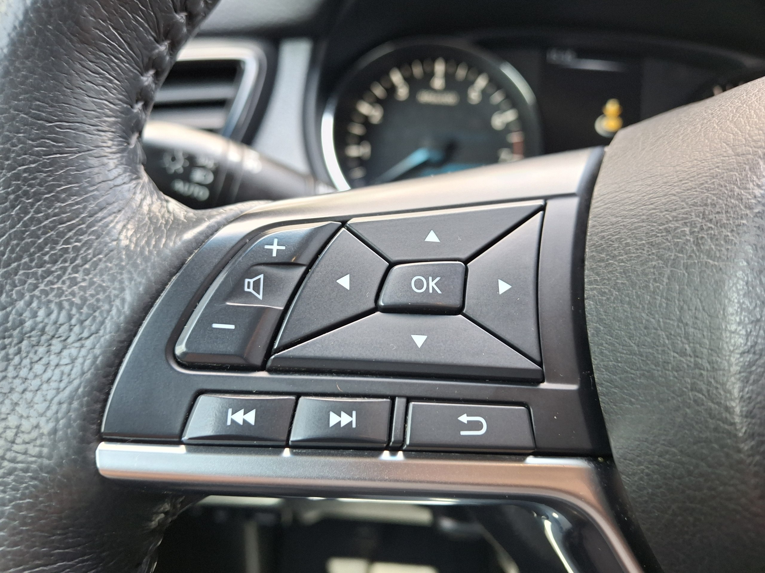 Nissan-3