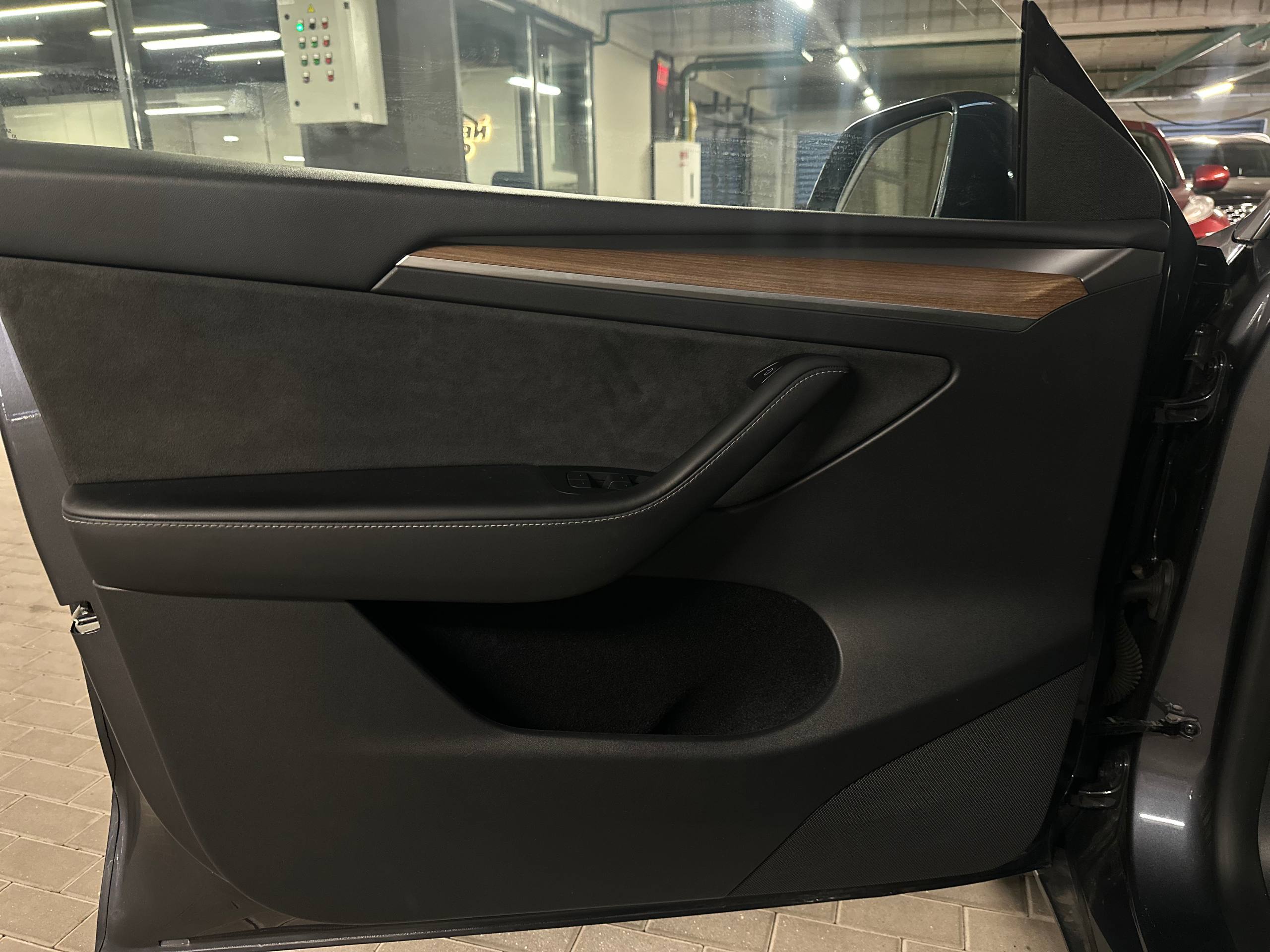 Tesla-7