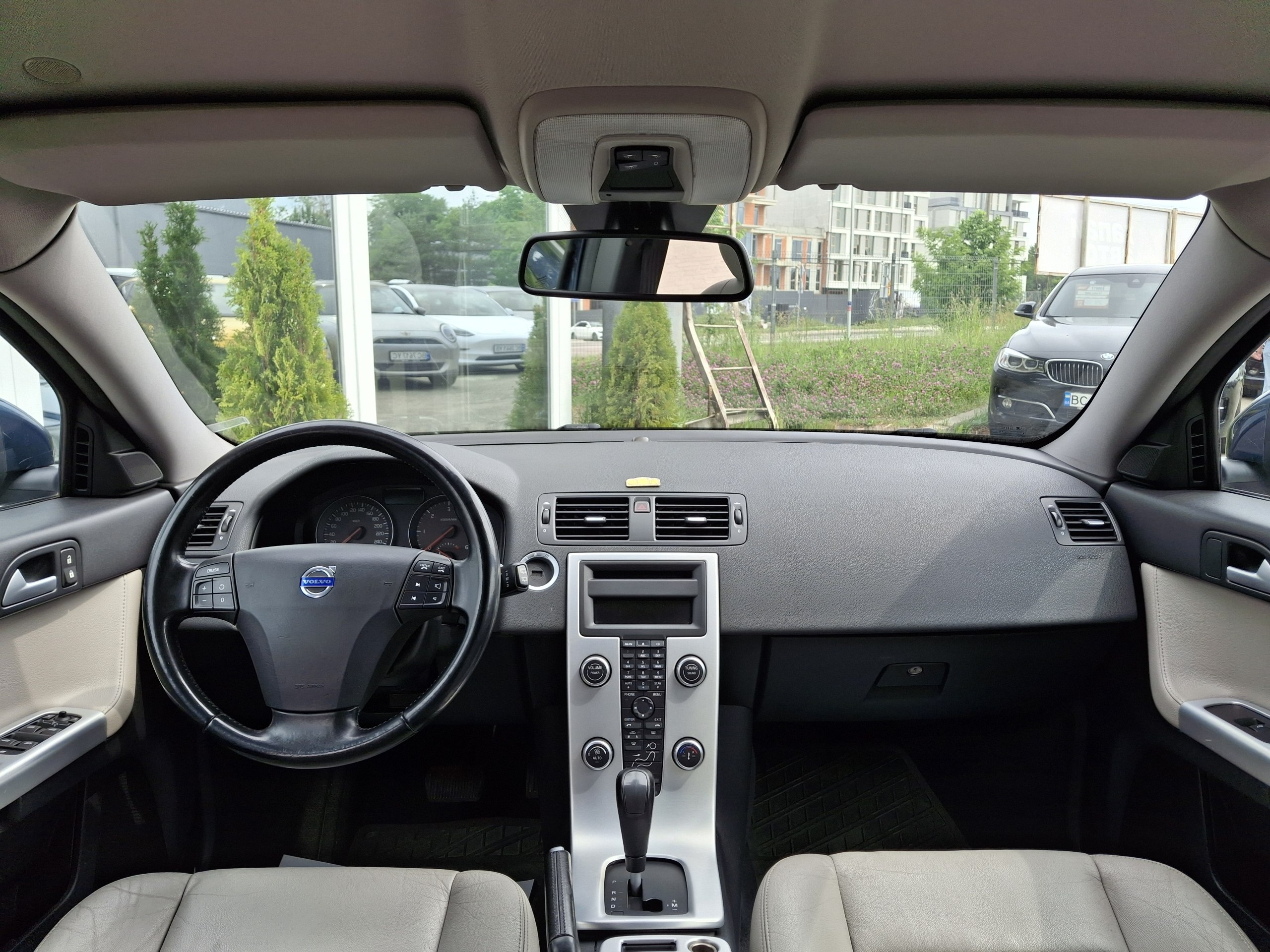 Volvo-18