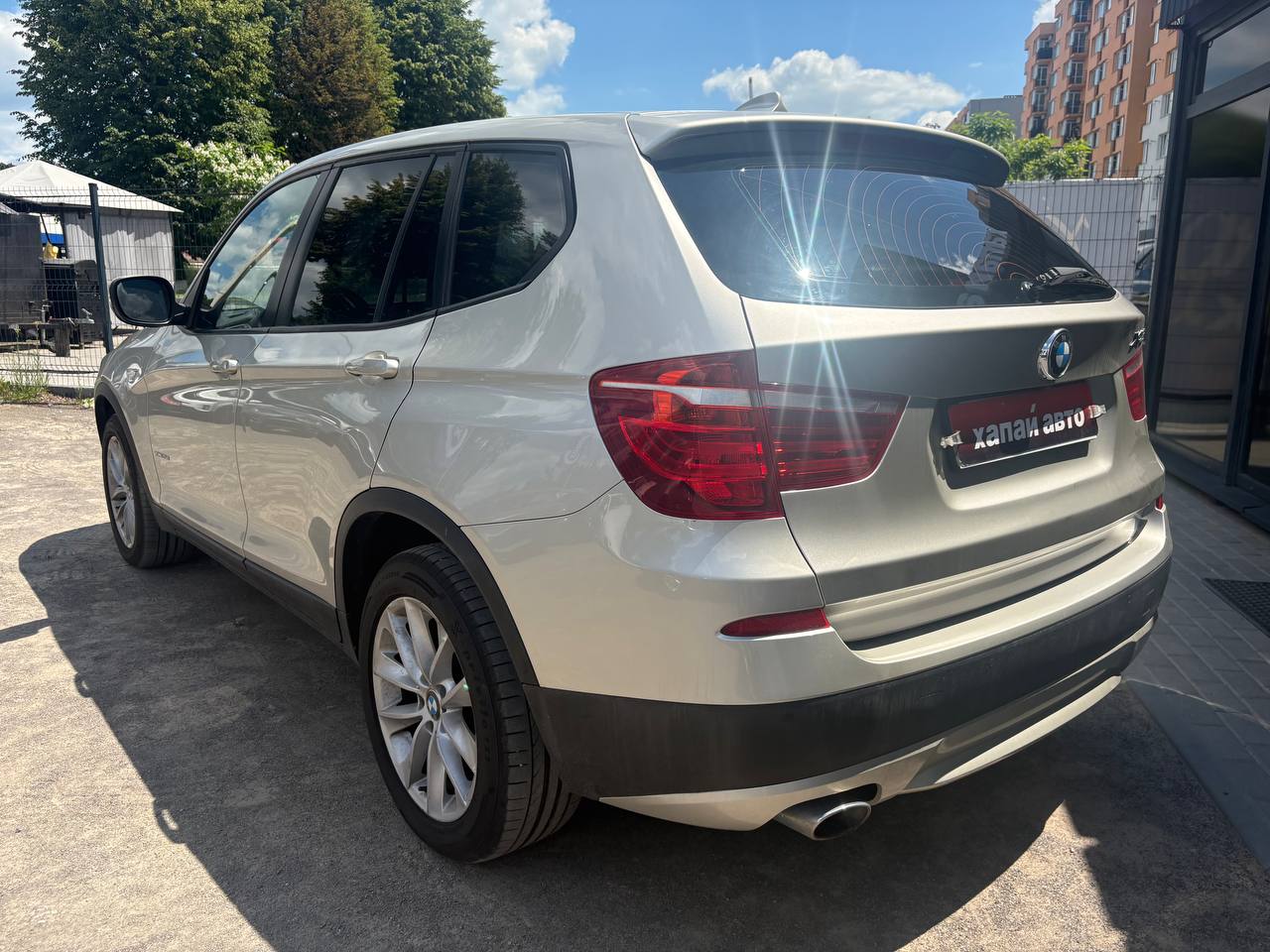 BMW-16