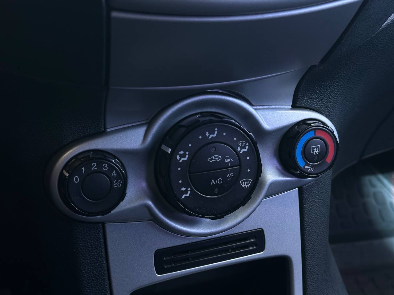 Ford-18