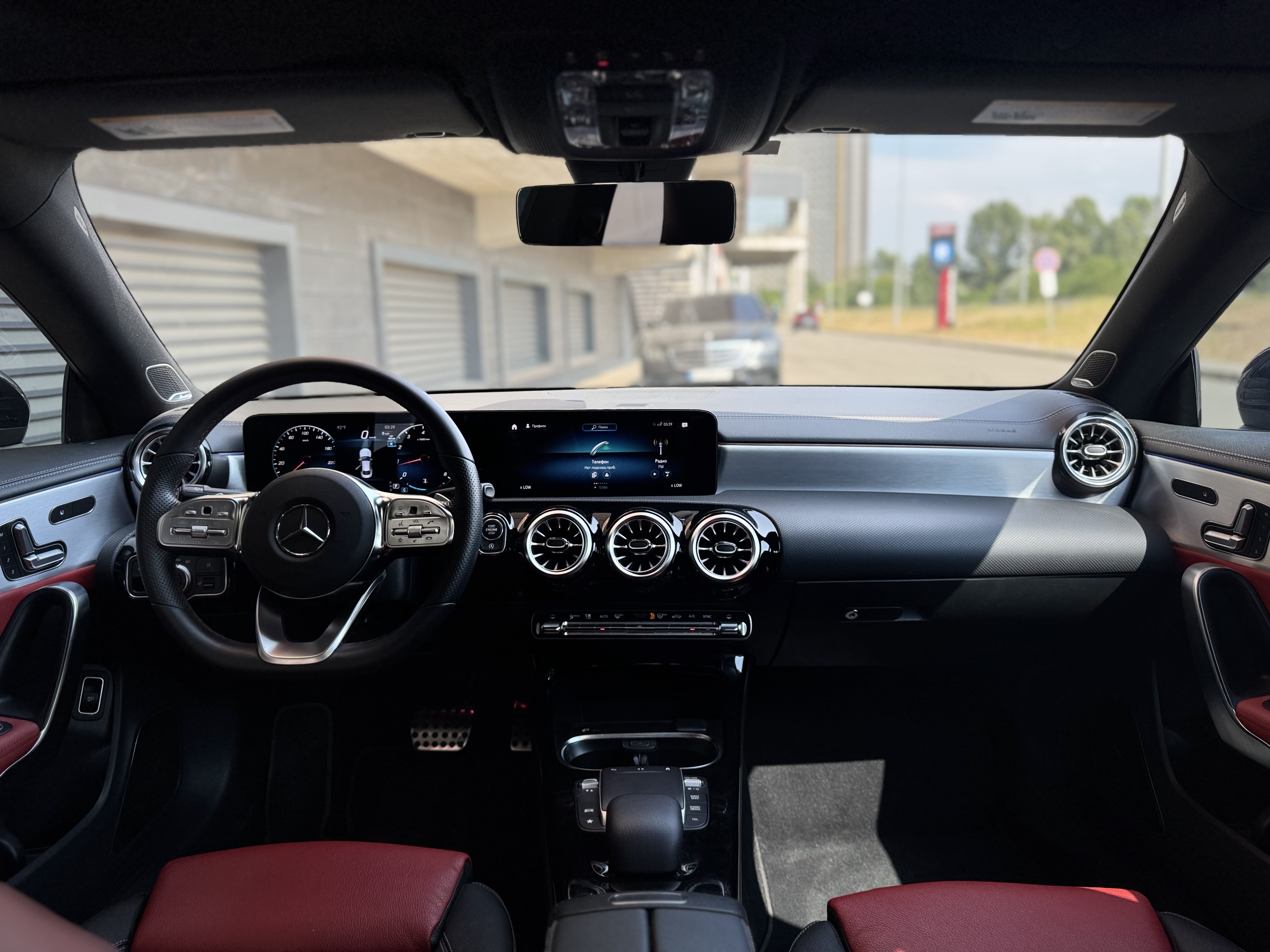 Mercedes-Benz-2