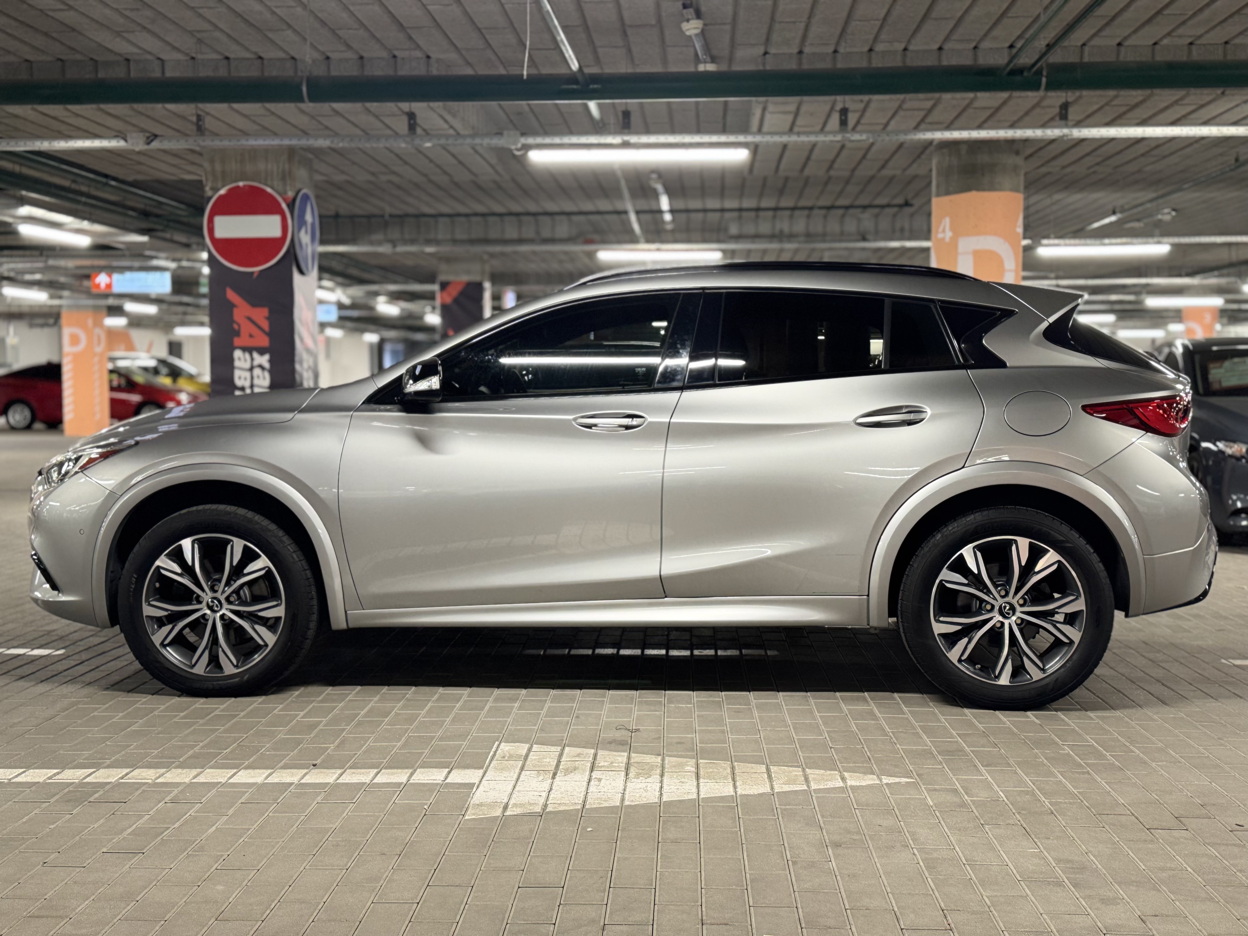 Infiniti-13