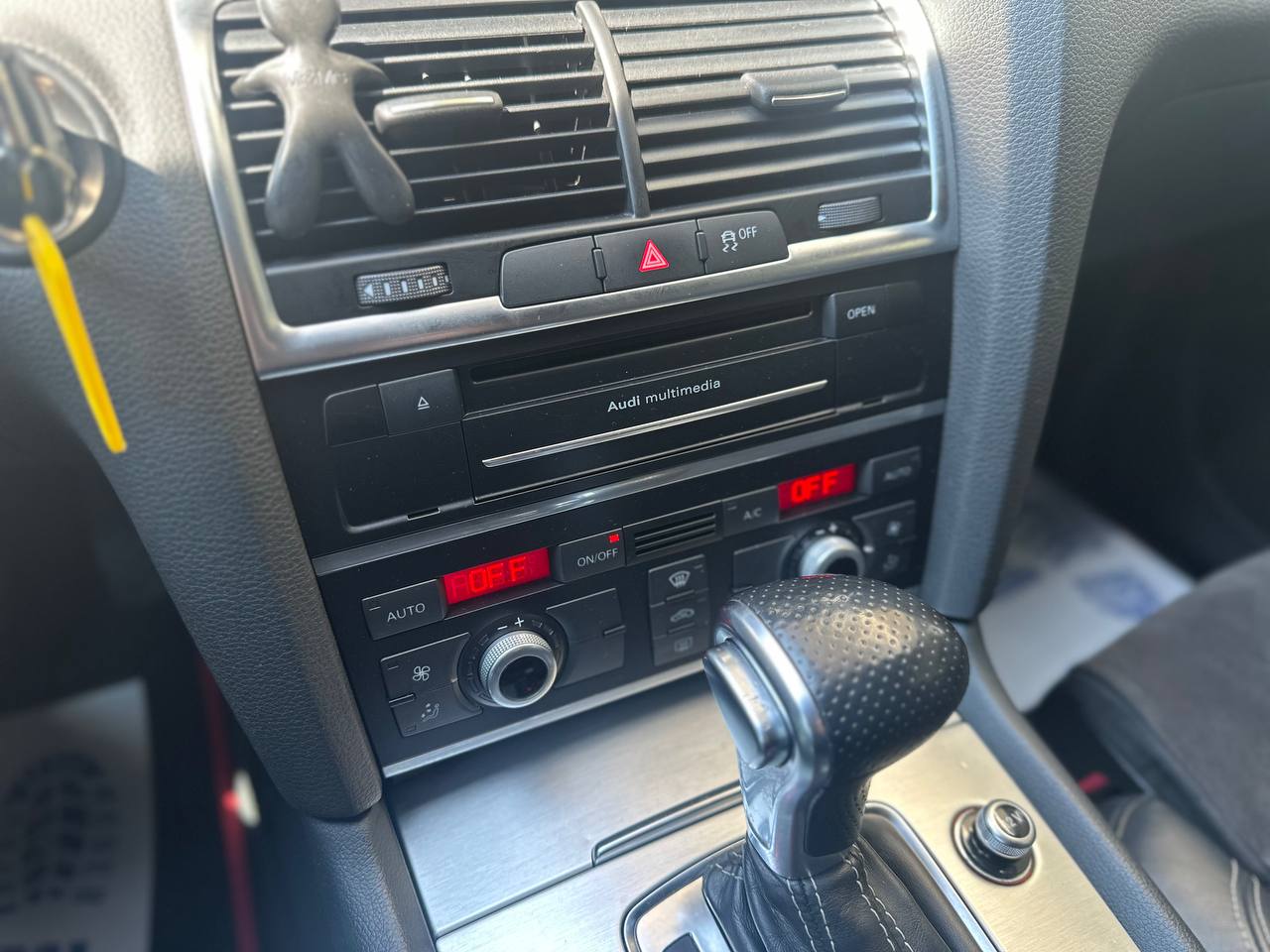Audi-6
