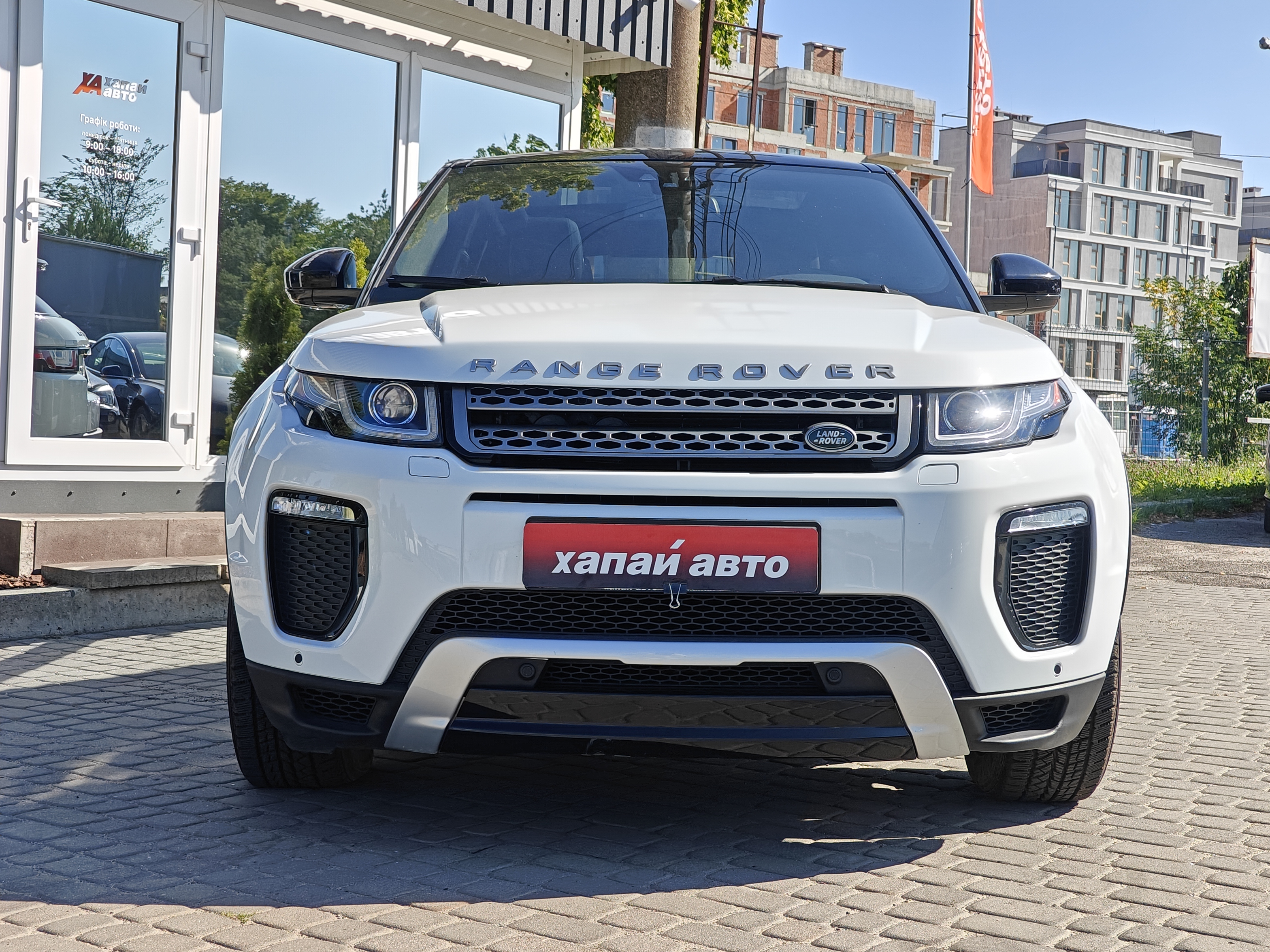 Land Rover-18