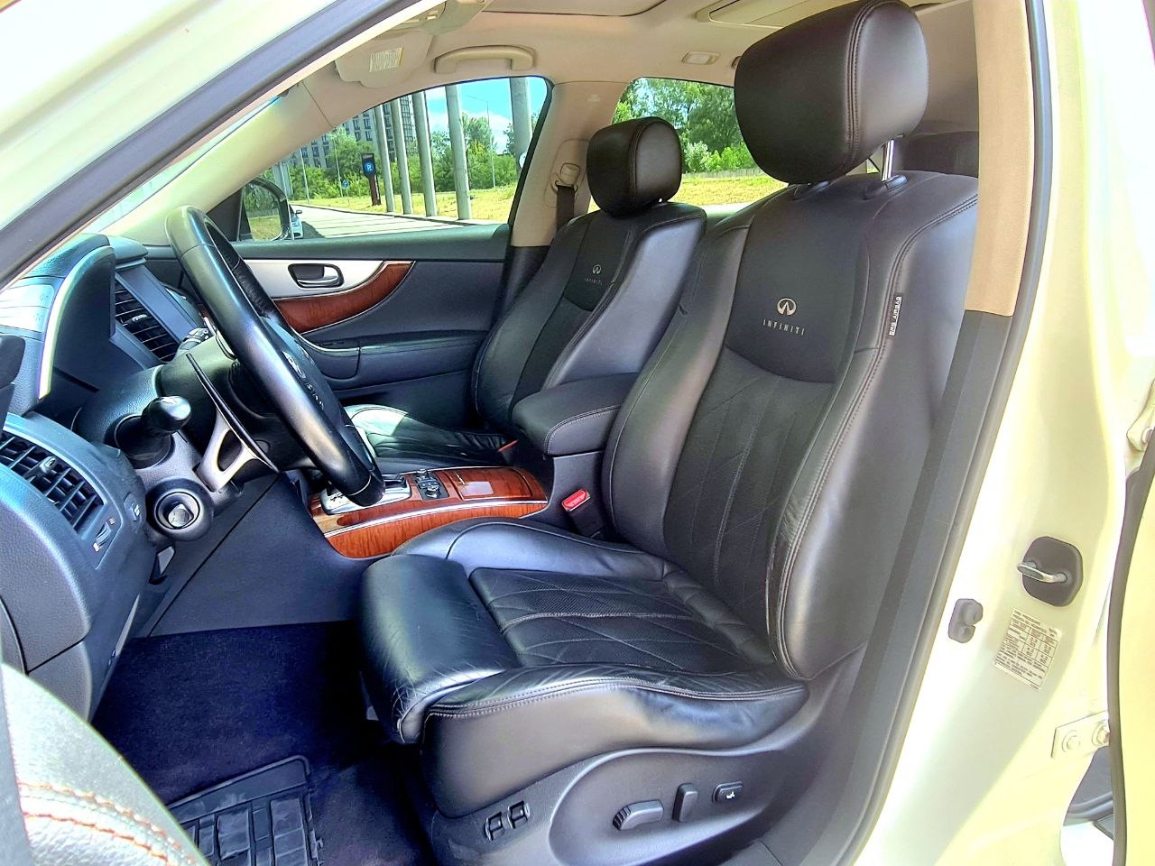 Infiniti-13