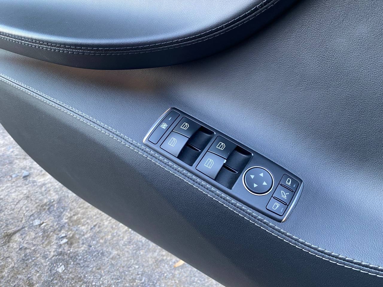 Tesla Model S 2014