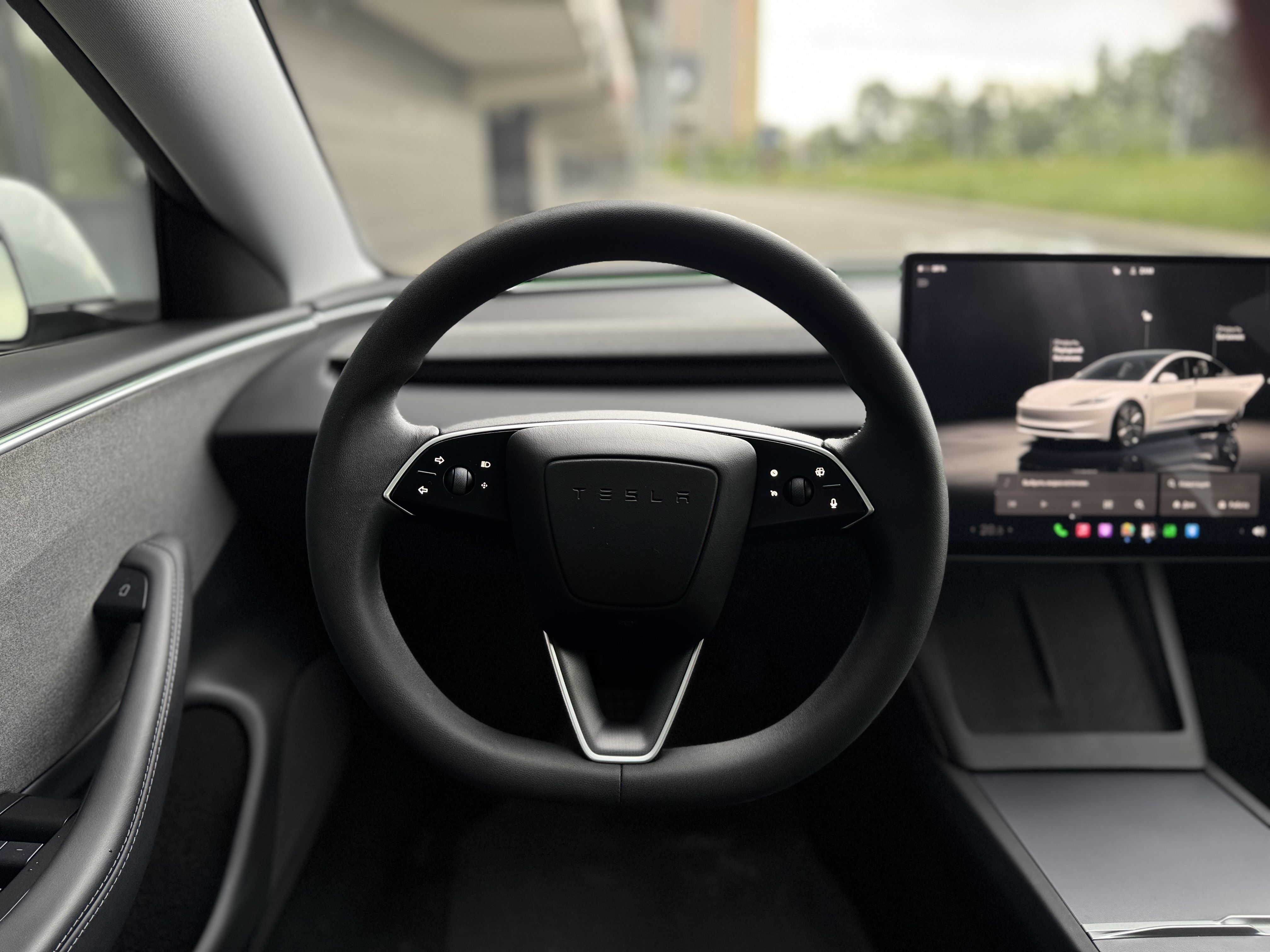Tesla-0