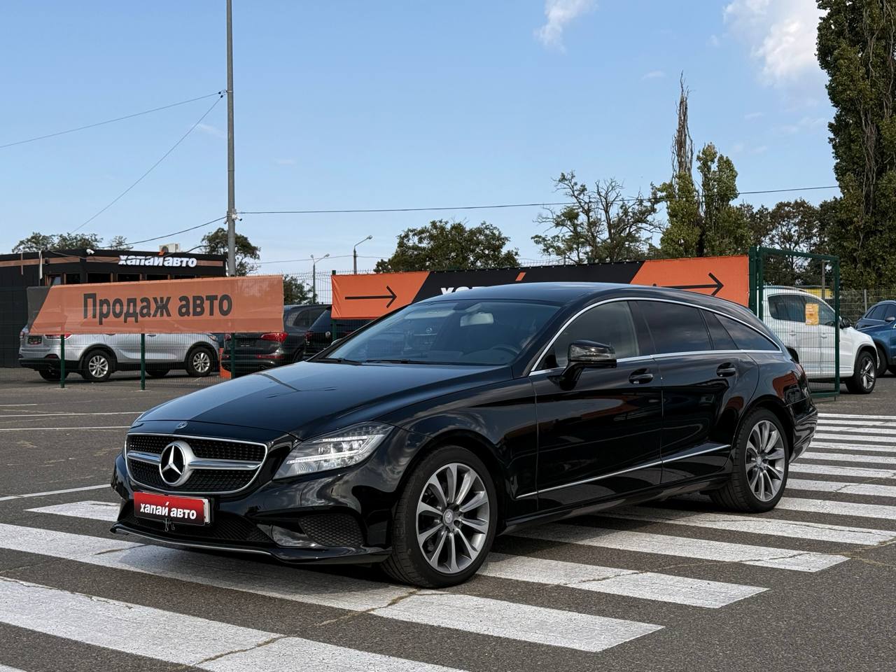 Mercedes-Benz-13
