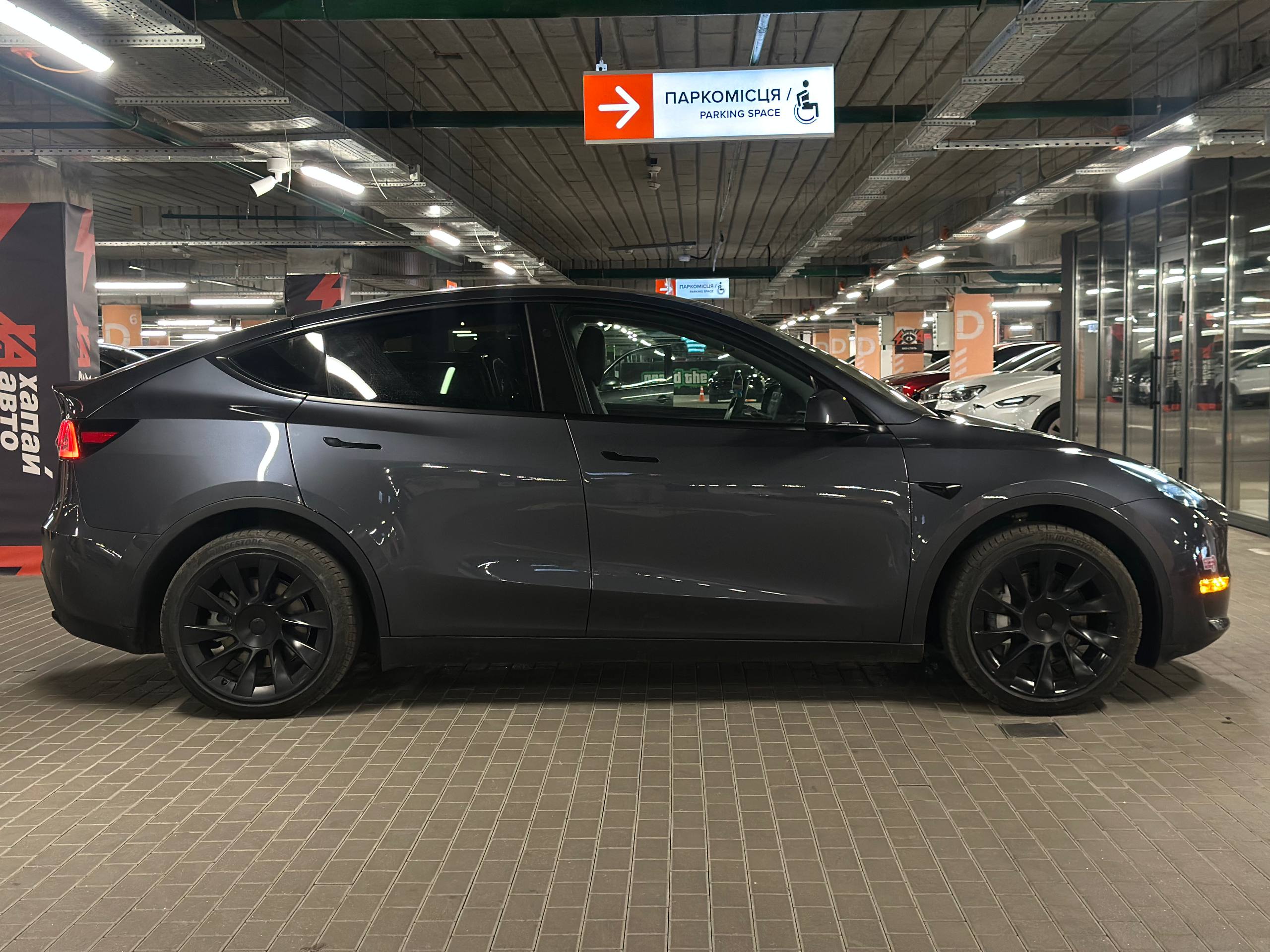 Tesla-8