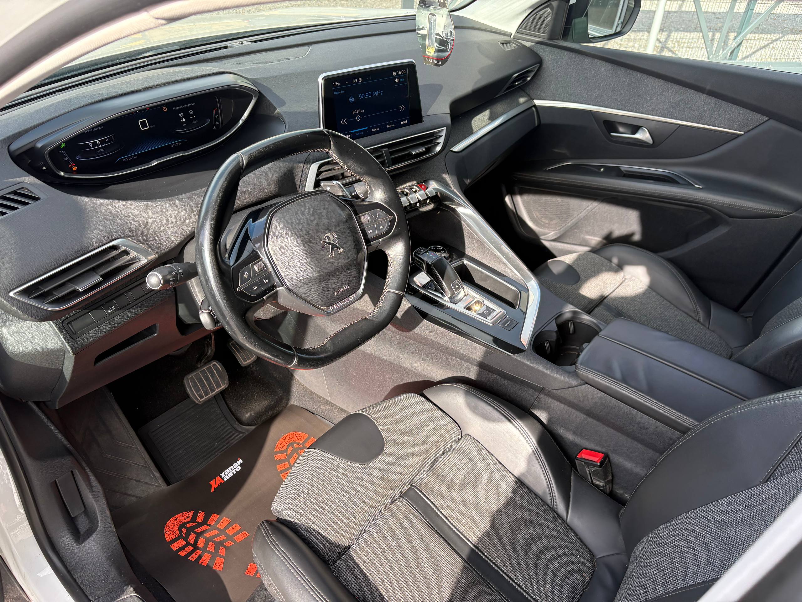 Peugeot-3