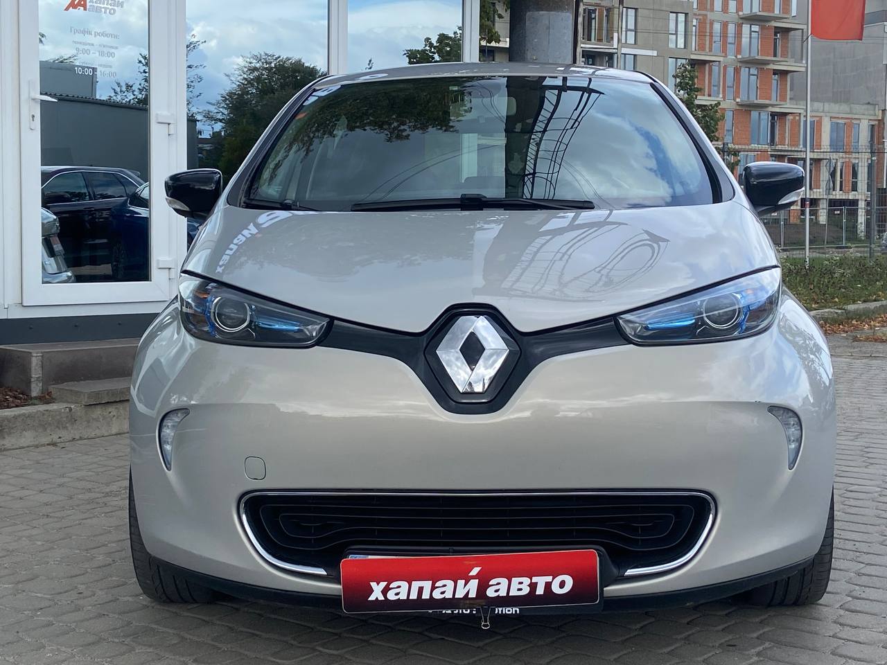 Renault-0