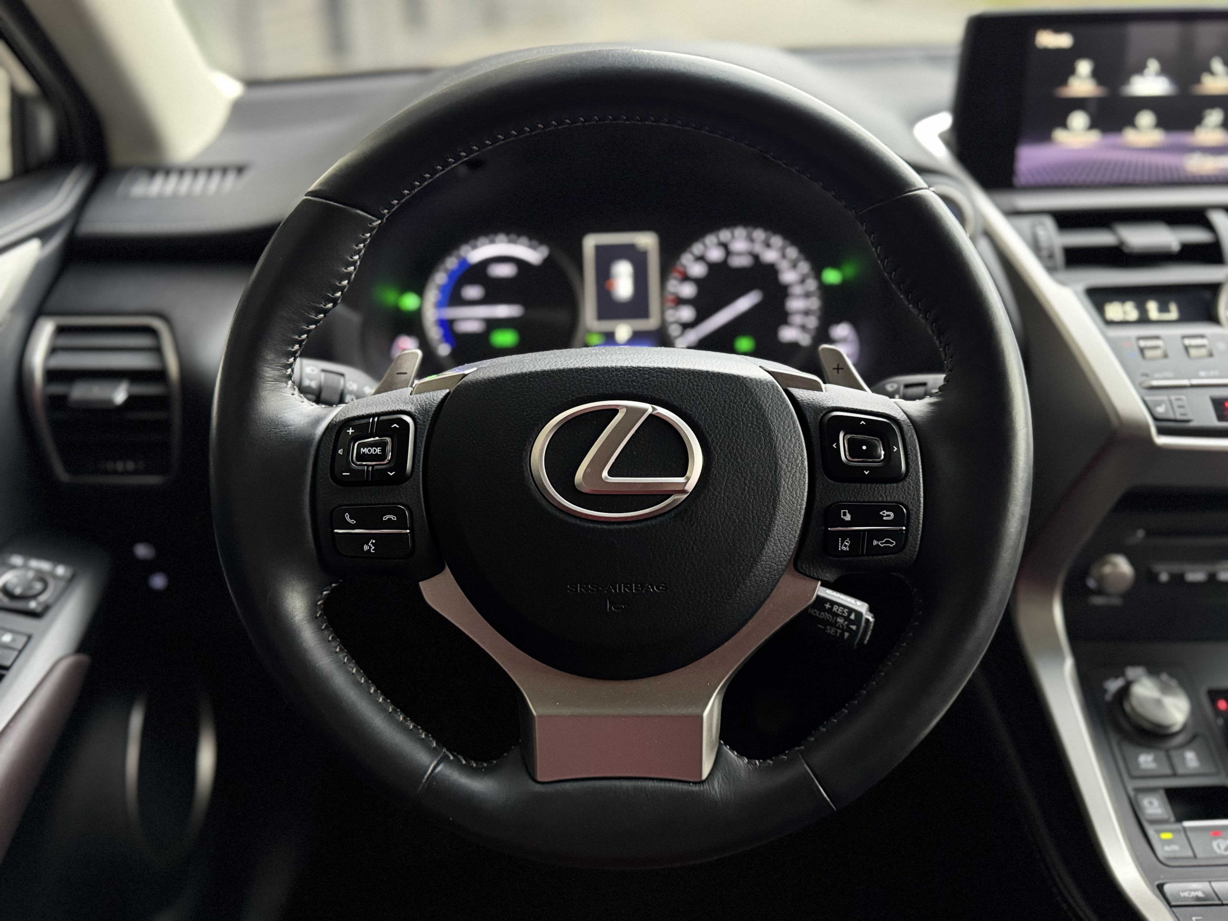 Lexus-1