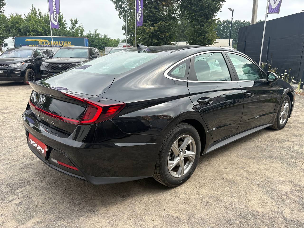 Hyundai-13