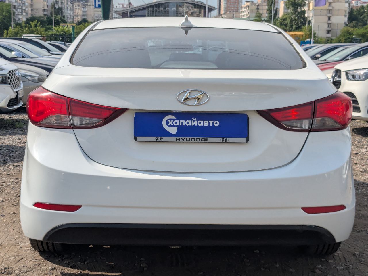 Hyundai-23