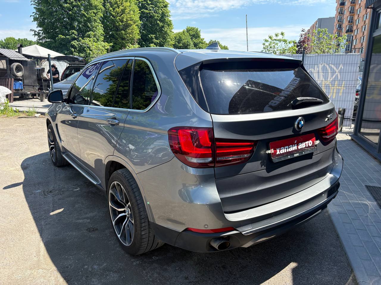 BMW-18