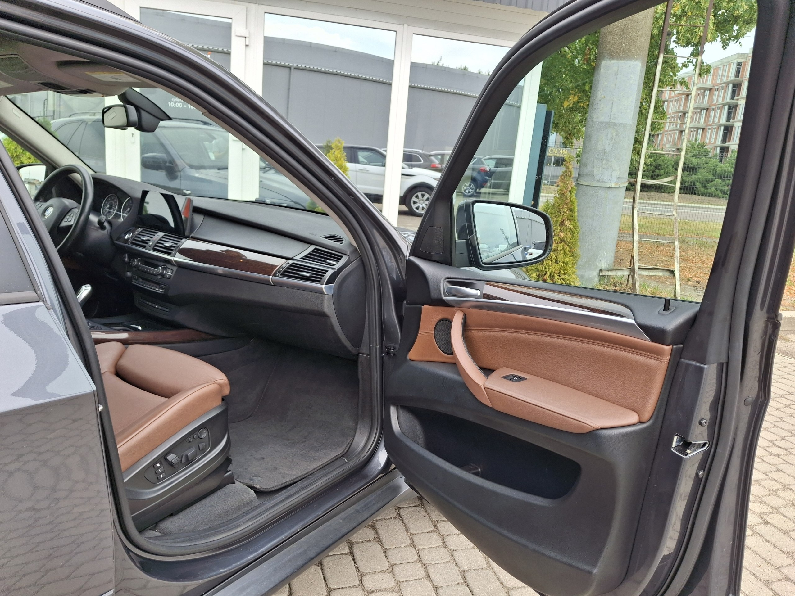 BMW-18