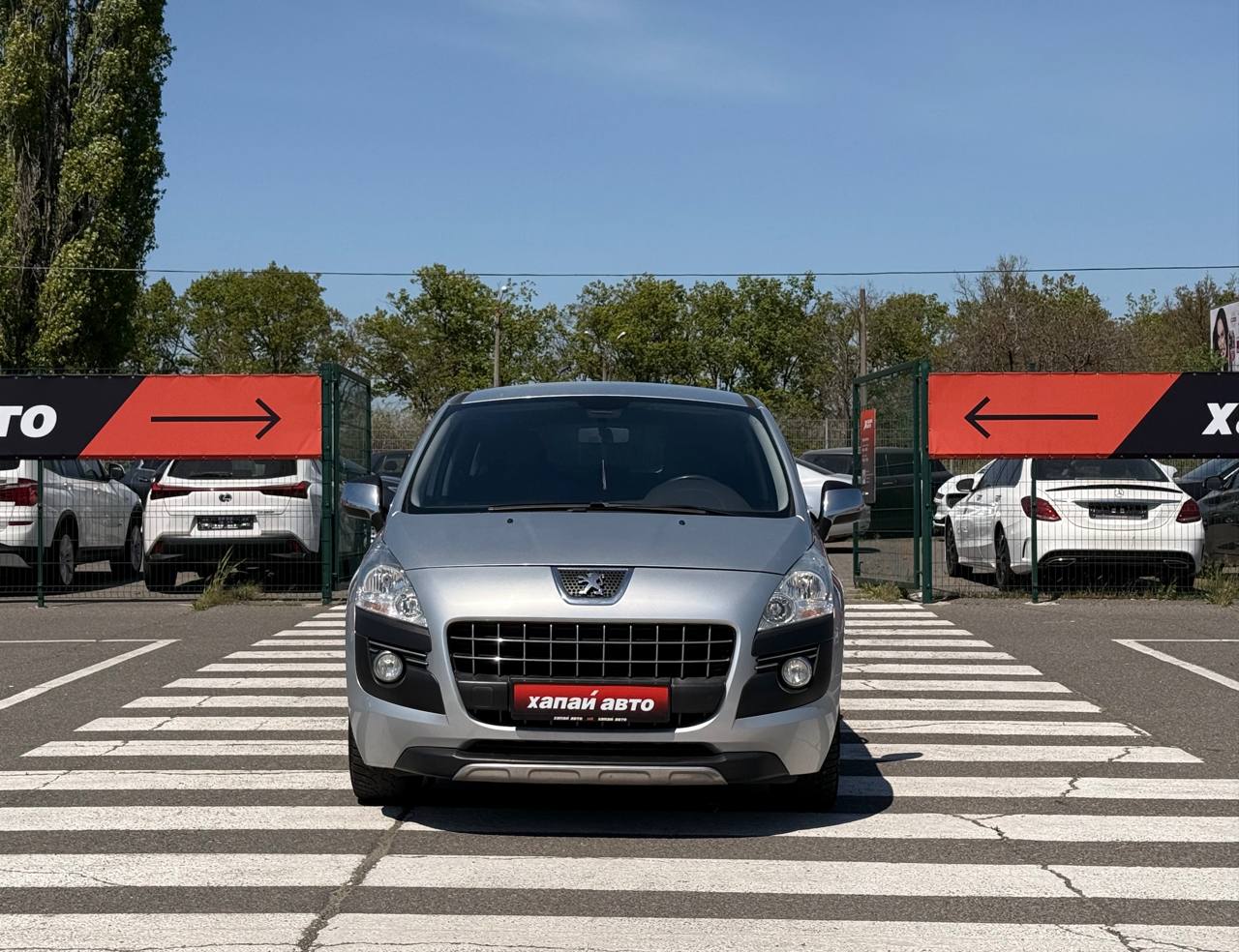 Peugeot-0