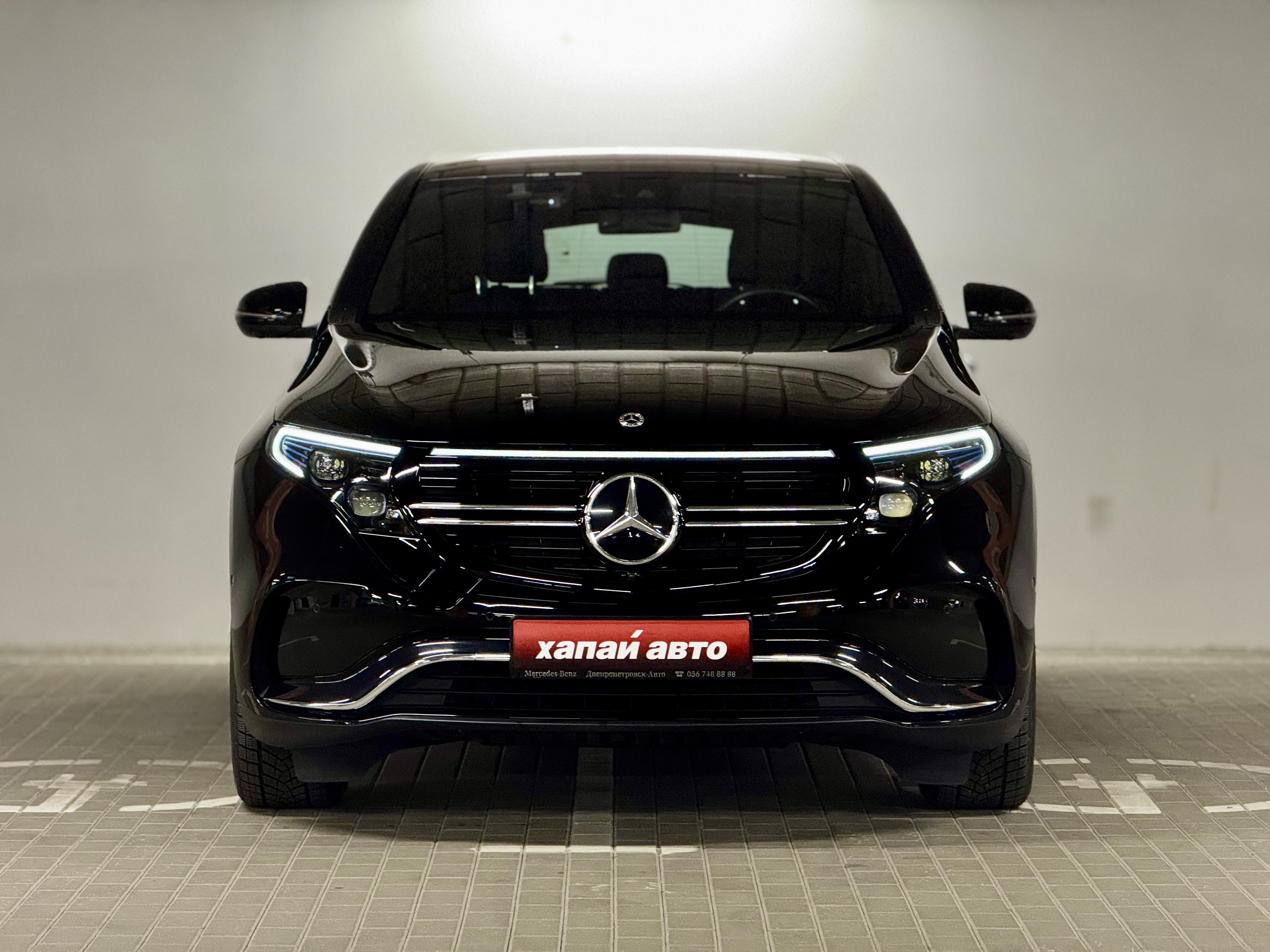 Mercedes-Benz-13
