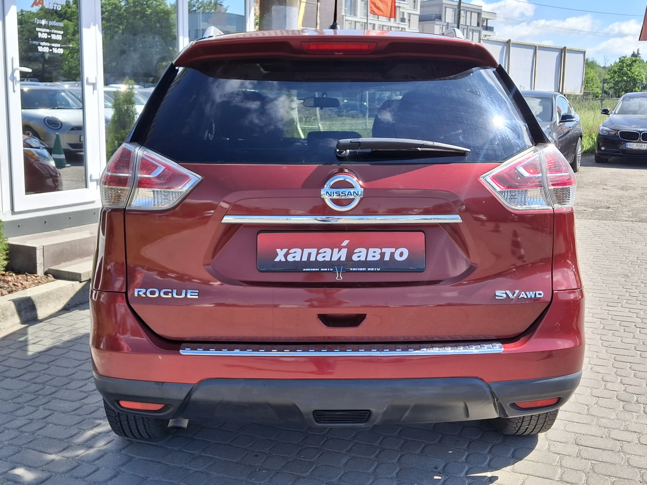 Nissan-11