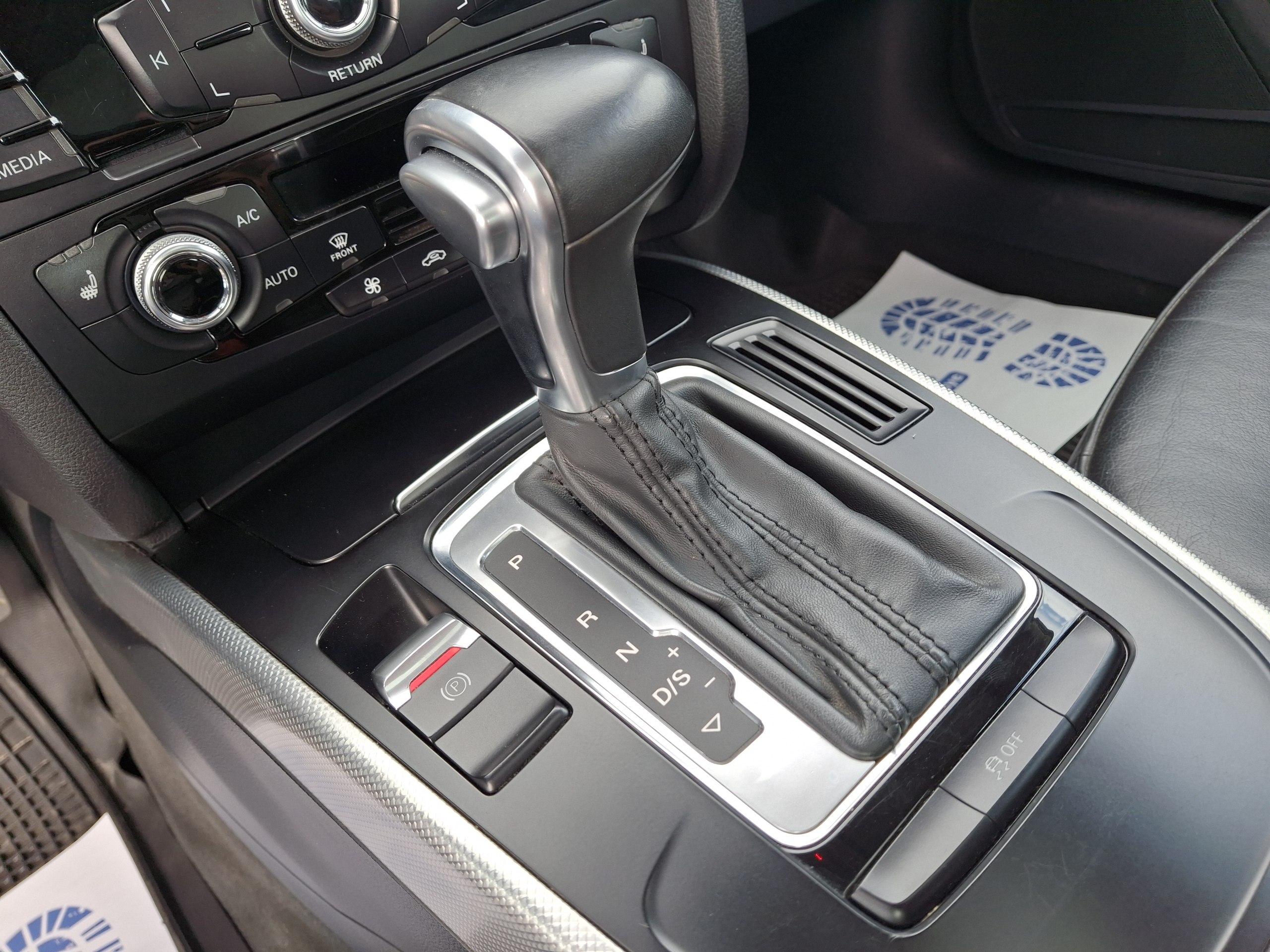 Audi-21