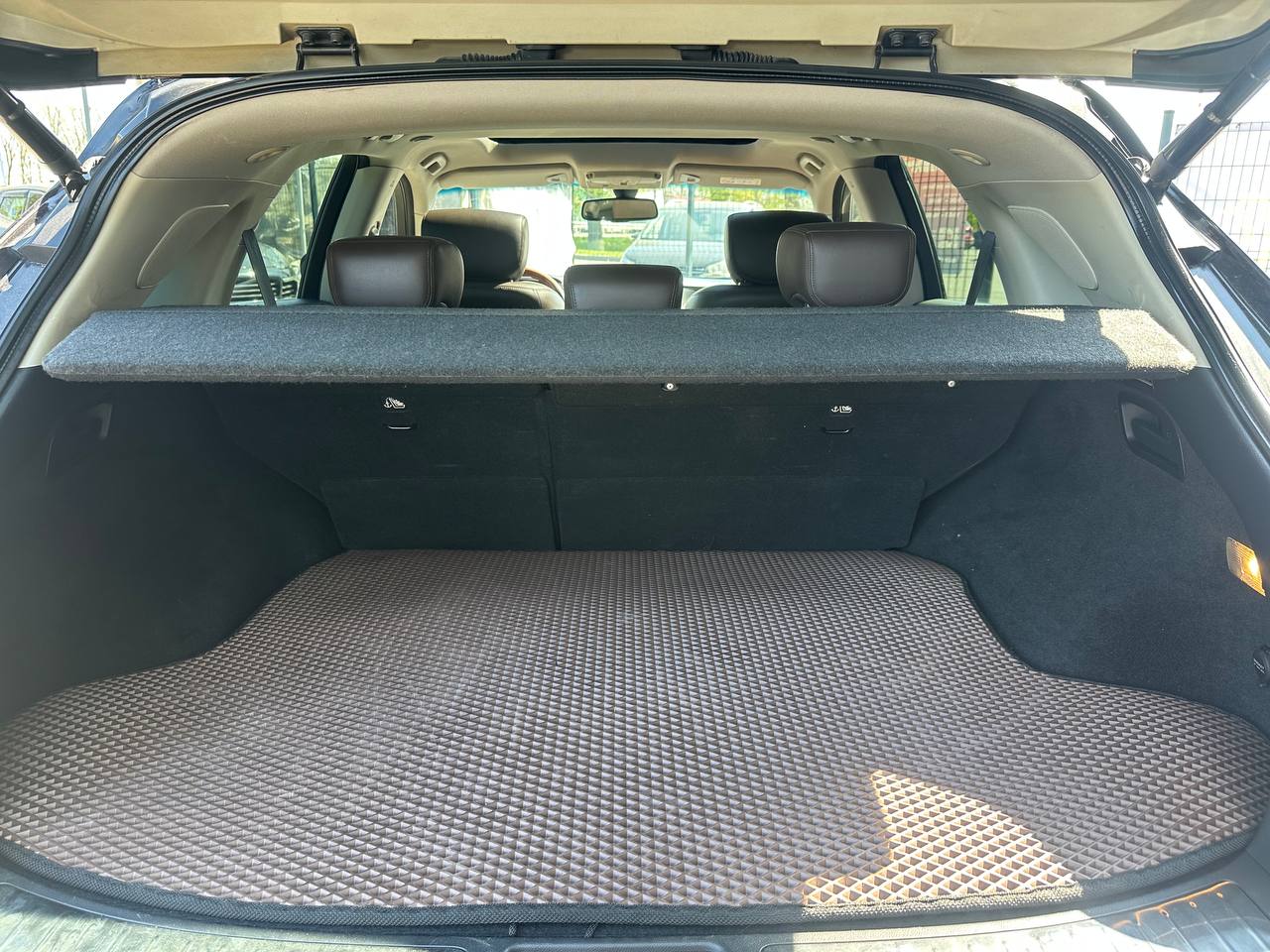 Infiniti-0