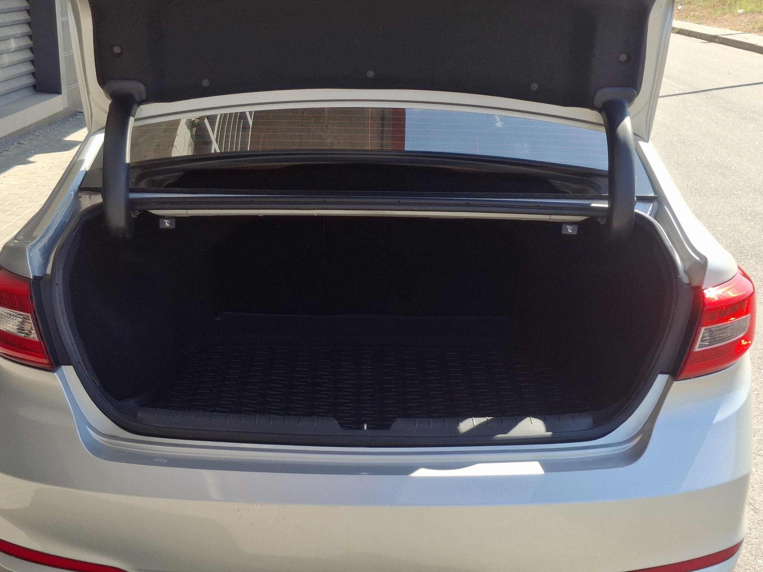 Hyundai-11