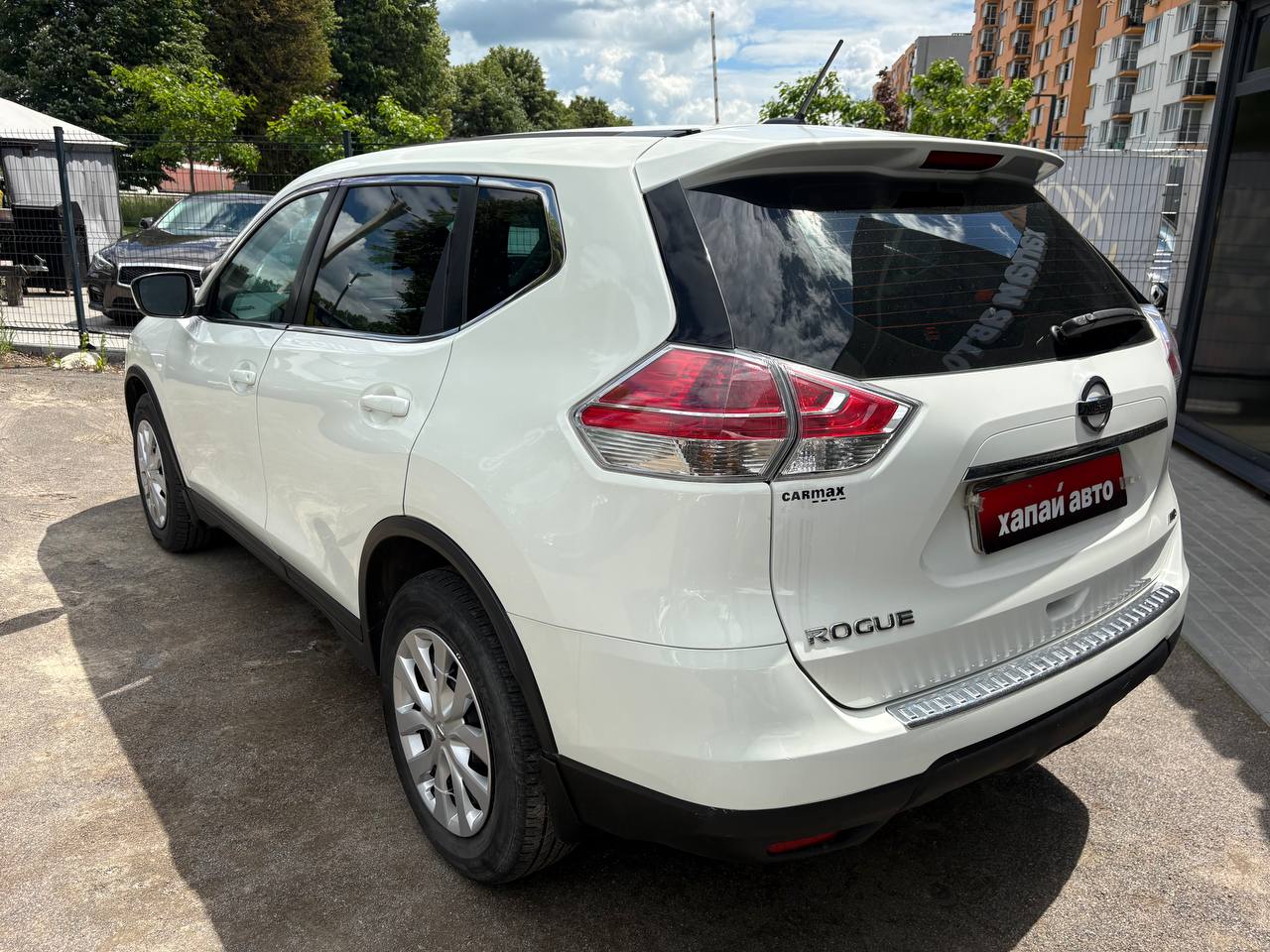 Nissan-4