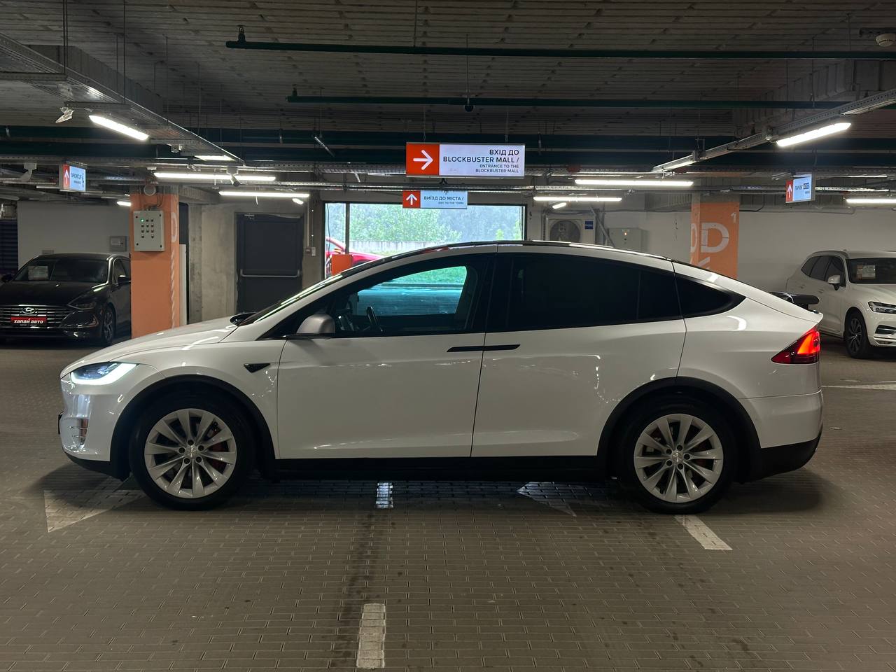 Tesla-18