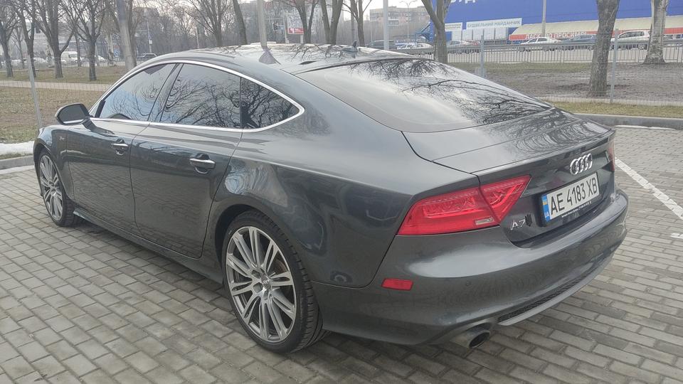 Audi-7