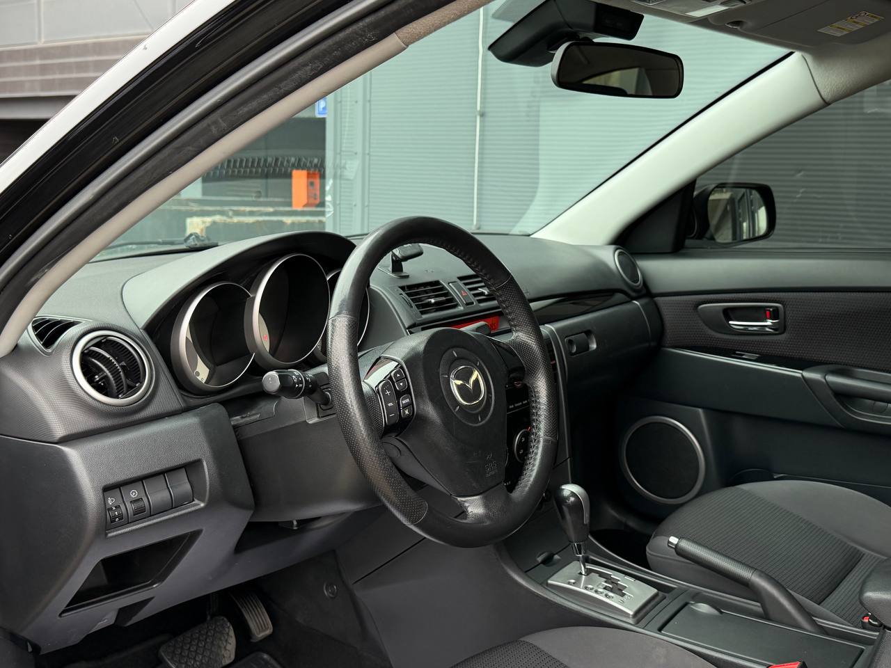 Mazda-4