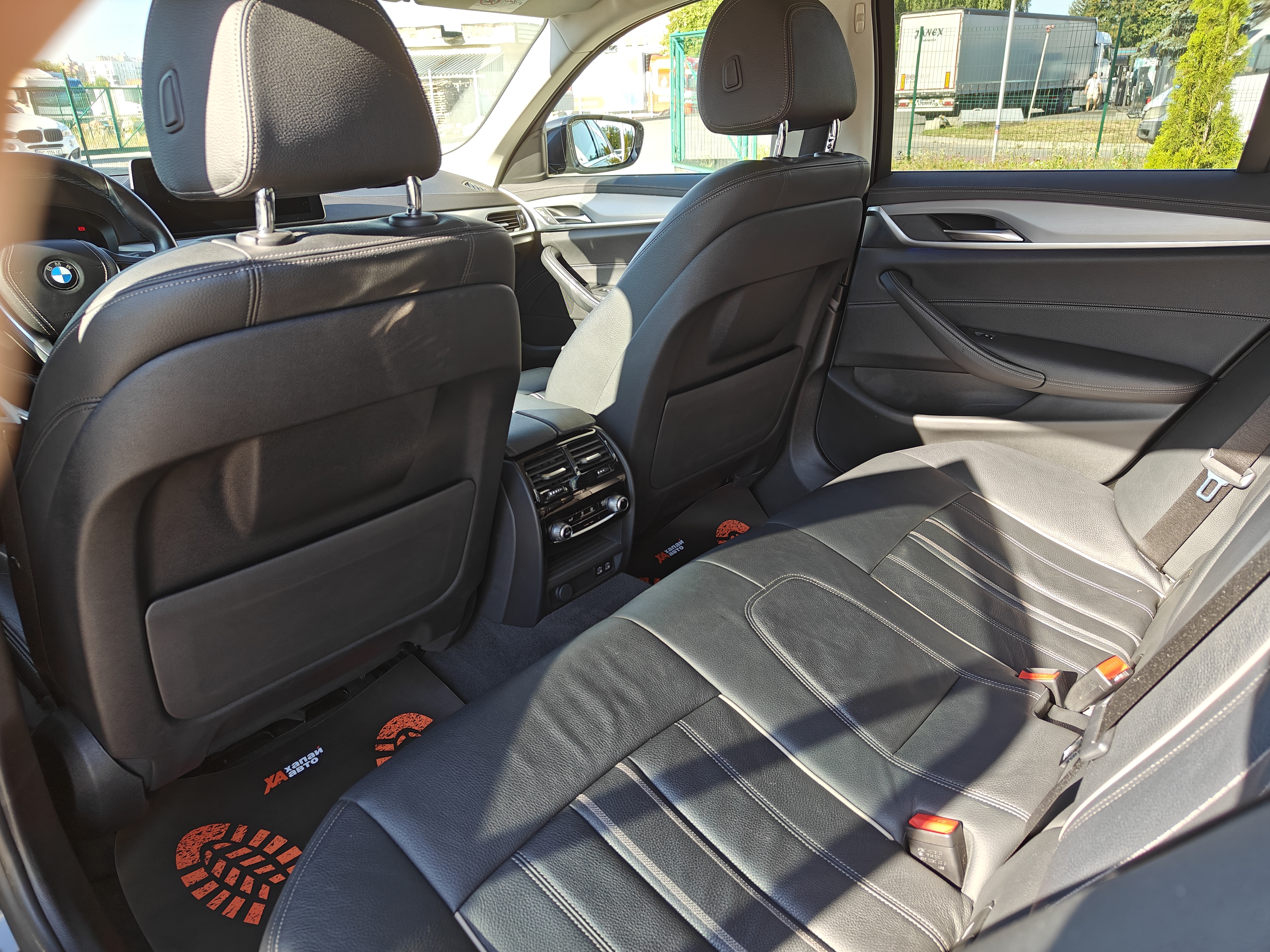 BMW-7