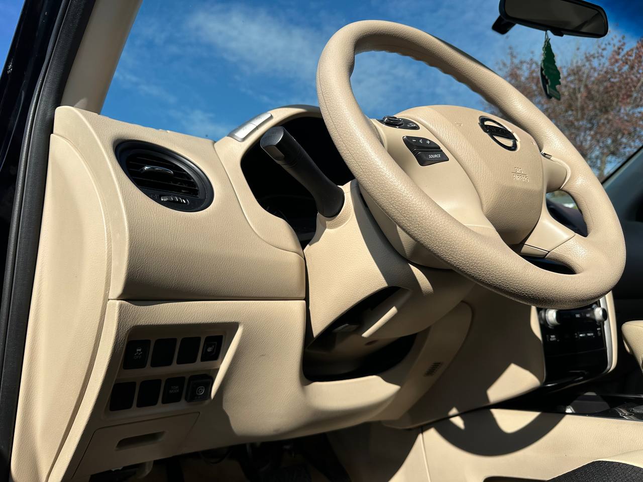 Nissan-12