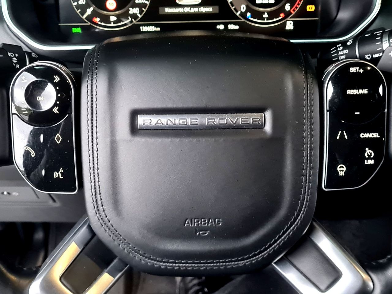 Land Rover-14