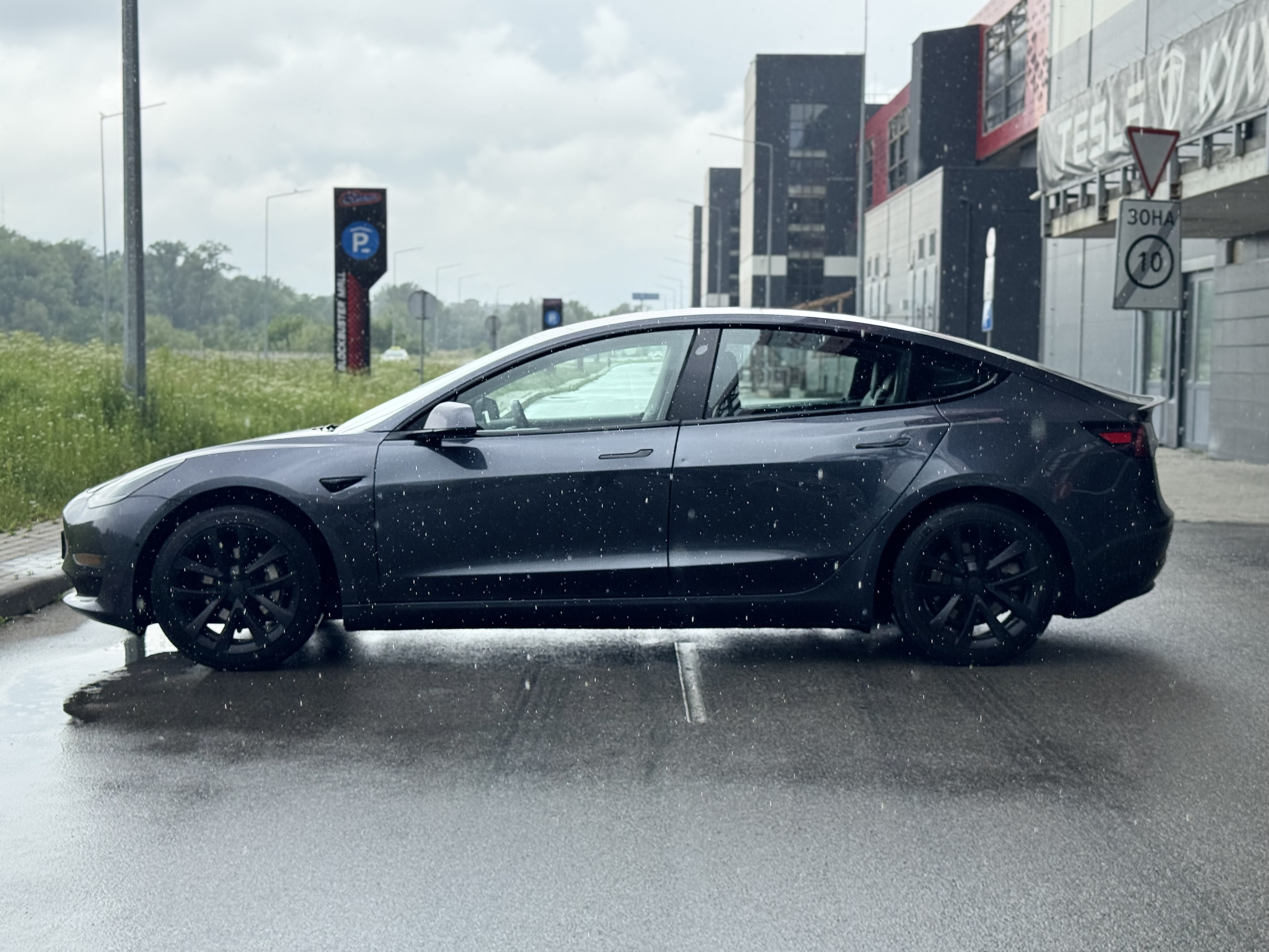 Tesla-1