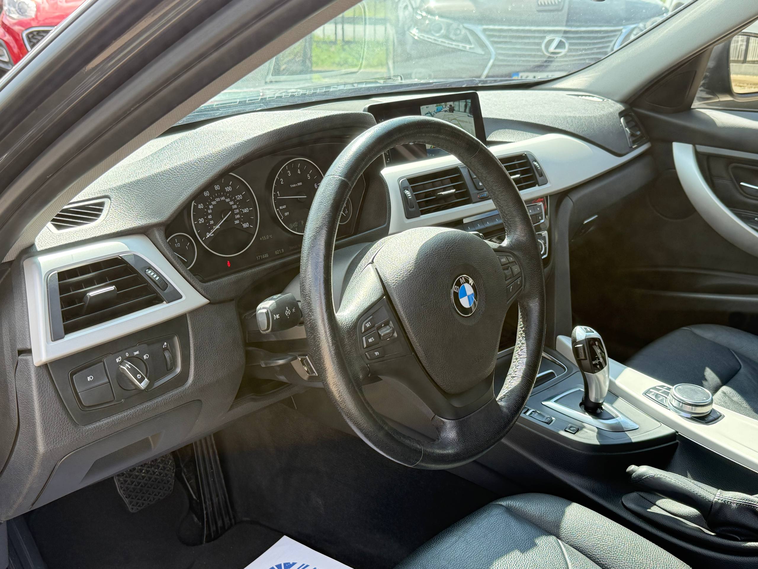 BMW 320 i 2017