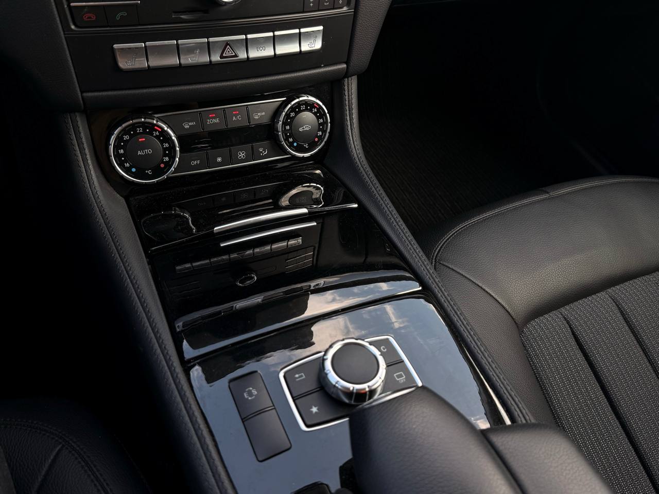 Mercedes-Benz-9