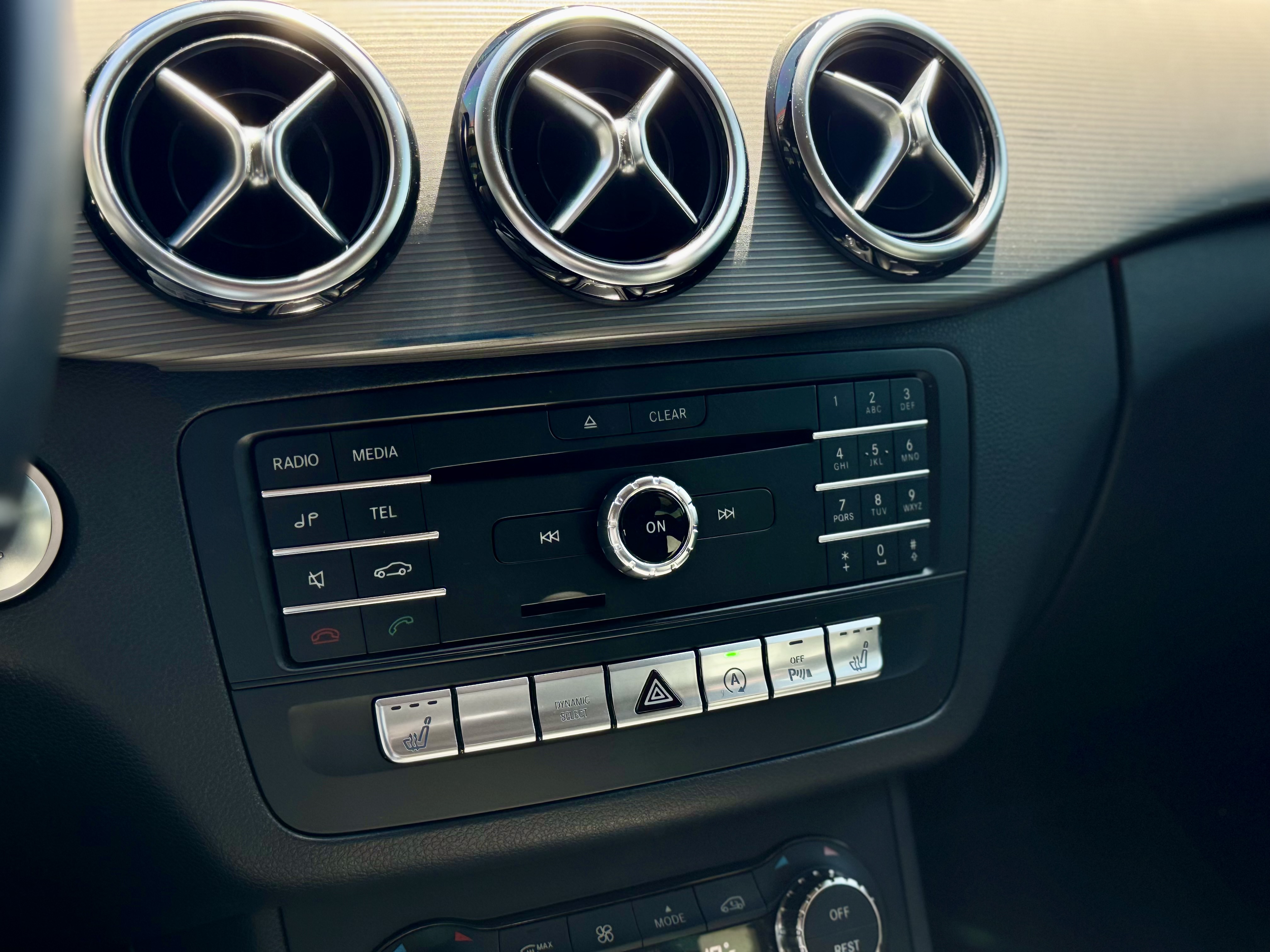 Mercedes-Benz-6