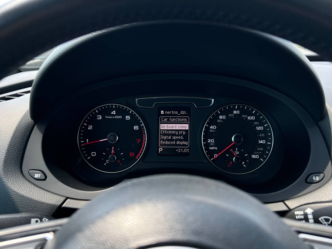 Audi-3
