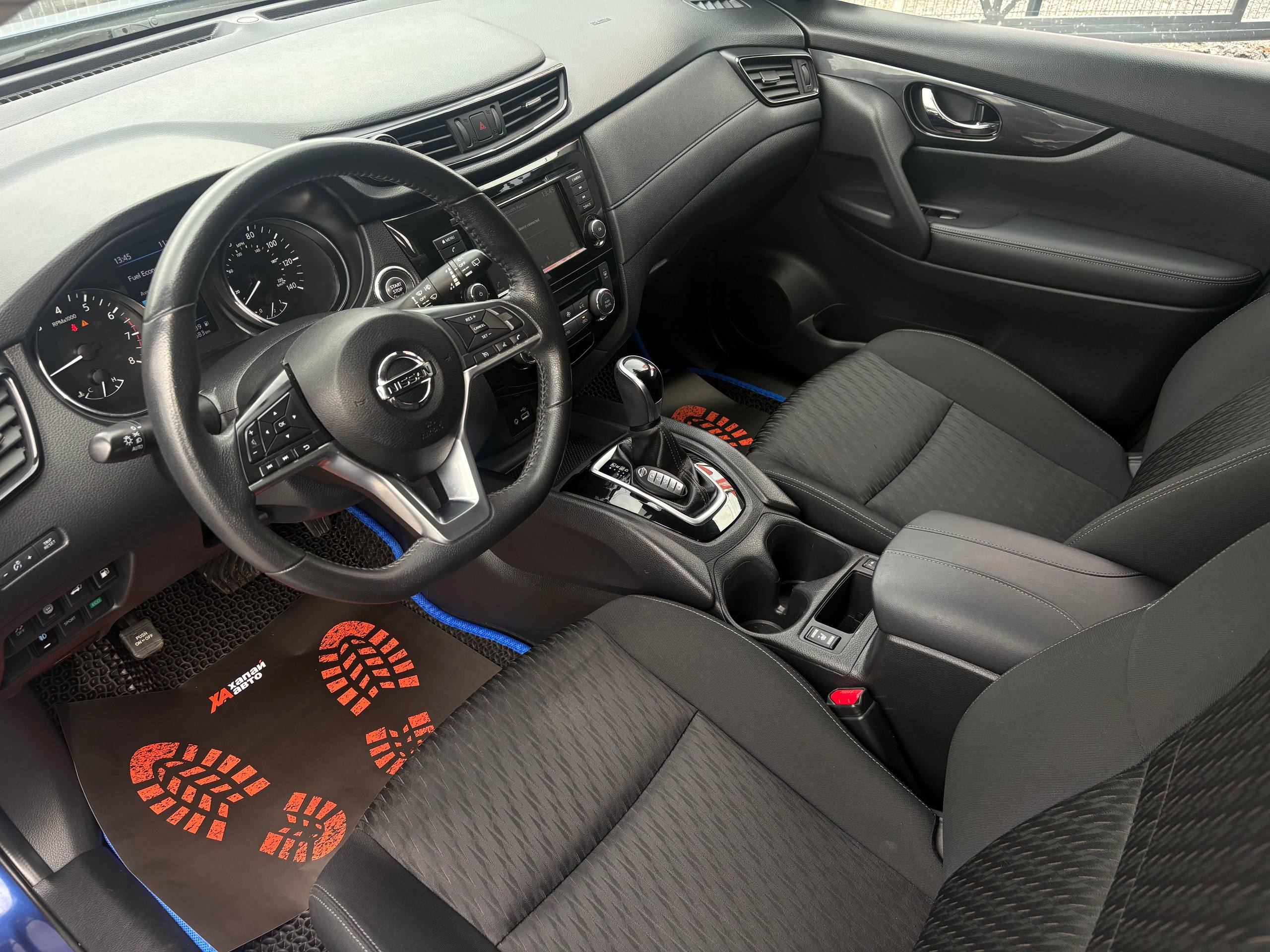 Nissan-13