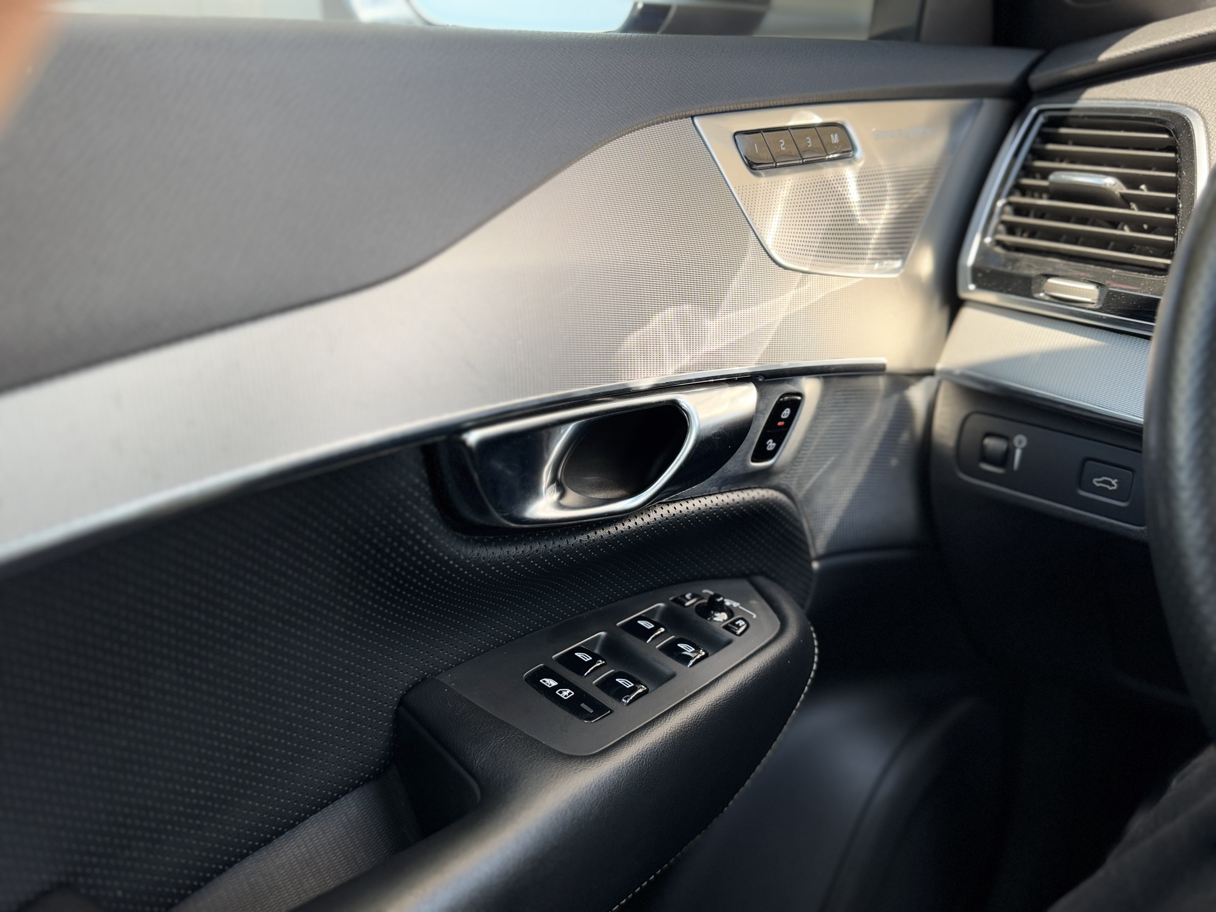 Volvo-9