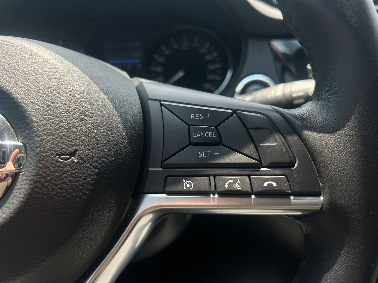 Nissan-10