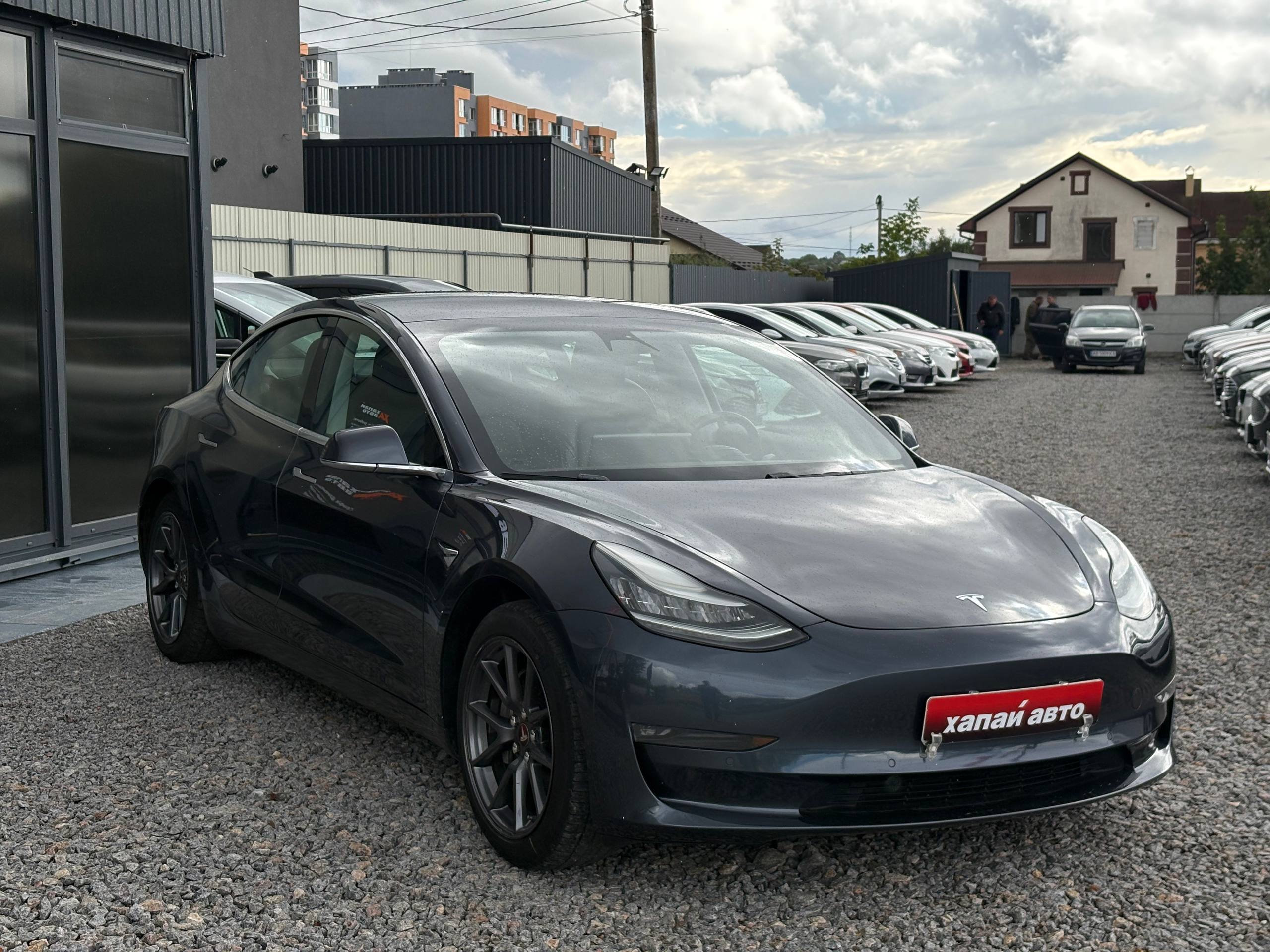Tesla-8