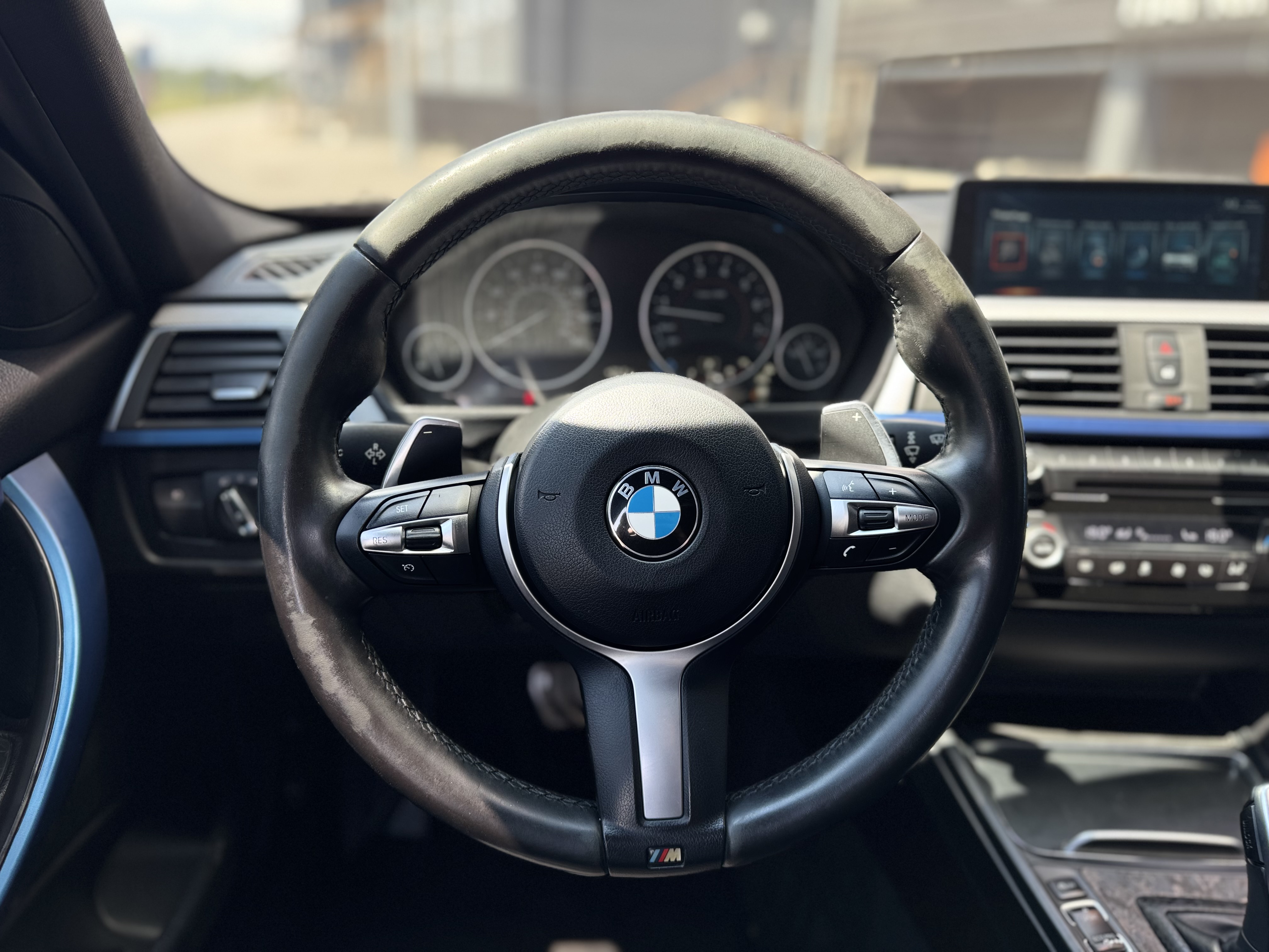 BMW-0