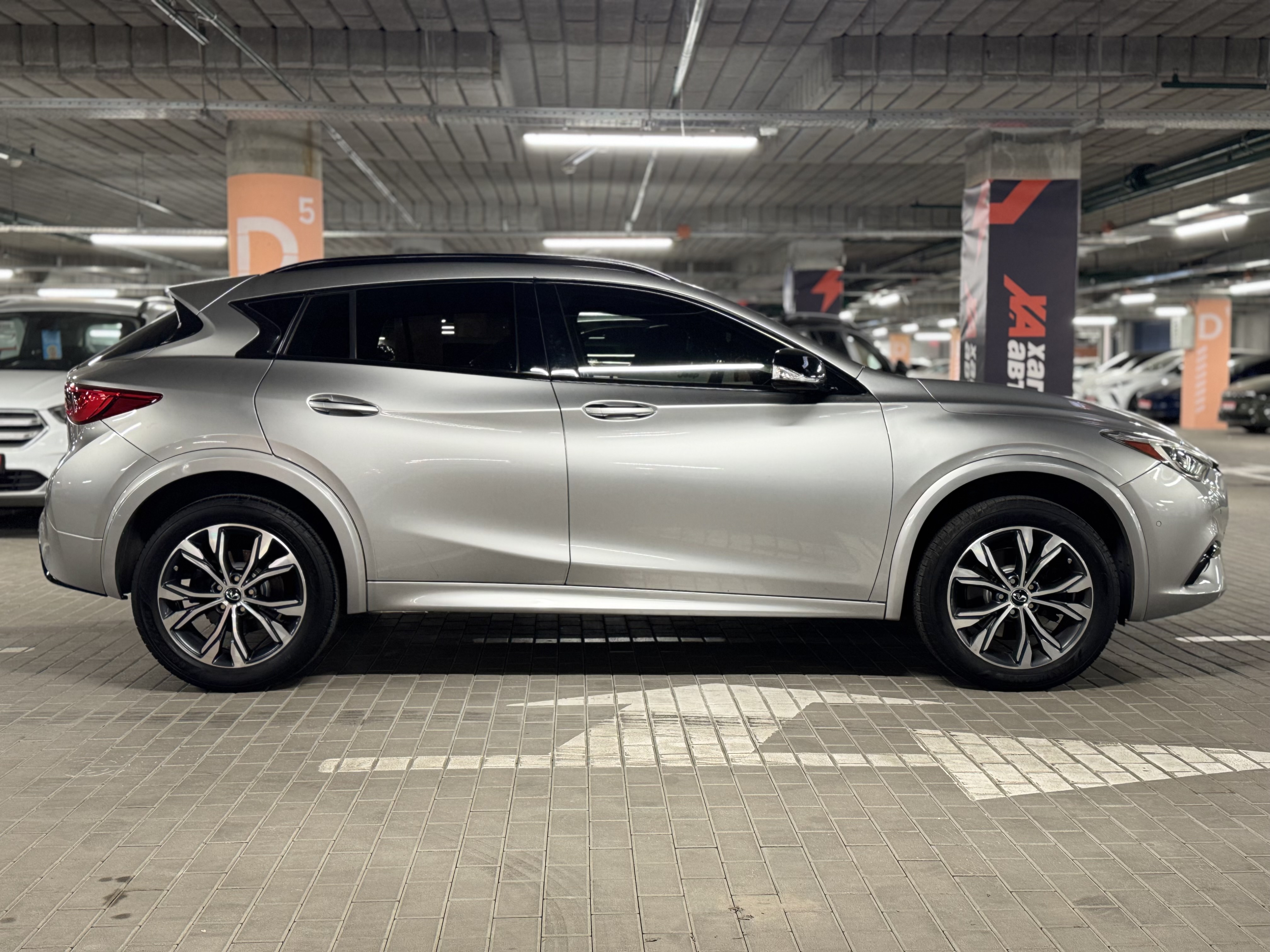 Infiniti-10