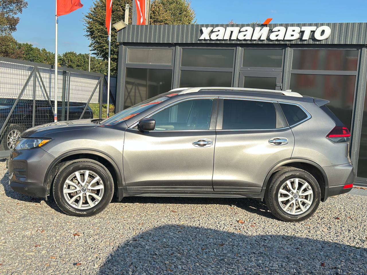 Nissan-3