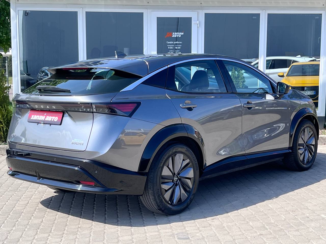 Nissan-8