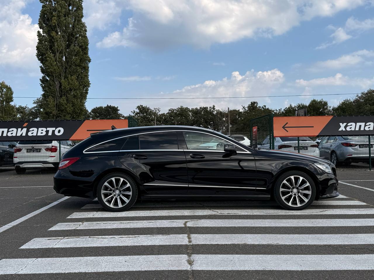 Mercedes-Benz-15